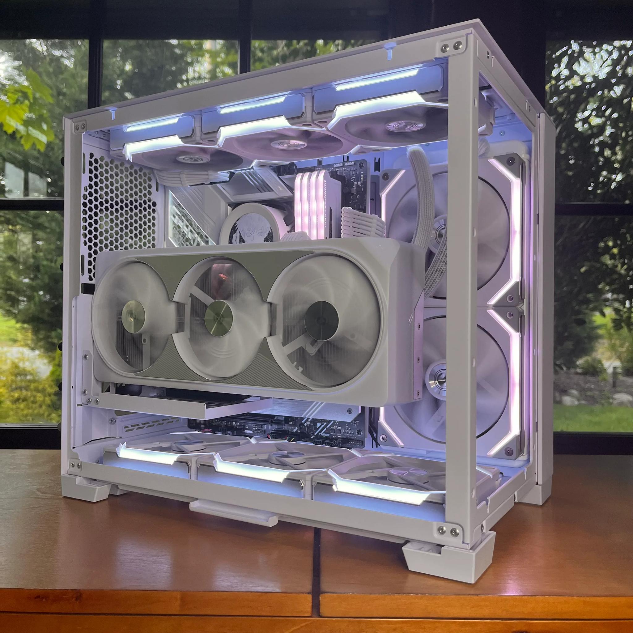 Instinct - 4080 // 13700k // 64GB DDR4 / 2TB Gen4 - White Gaming PC 