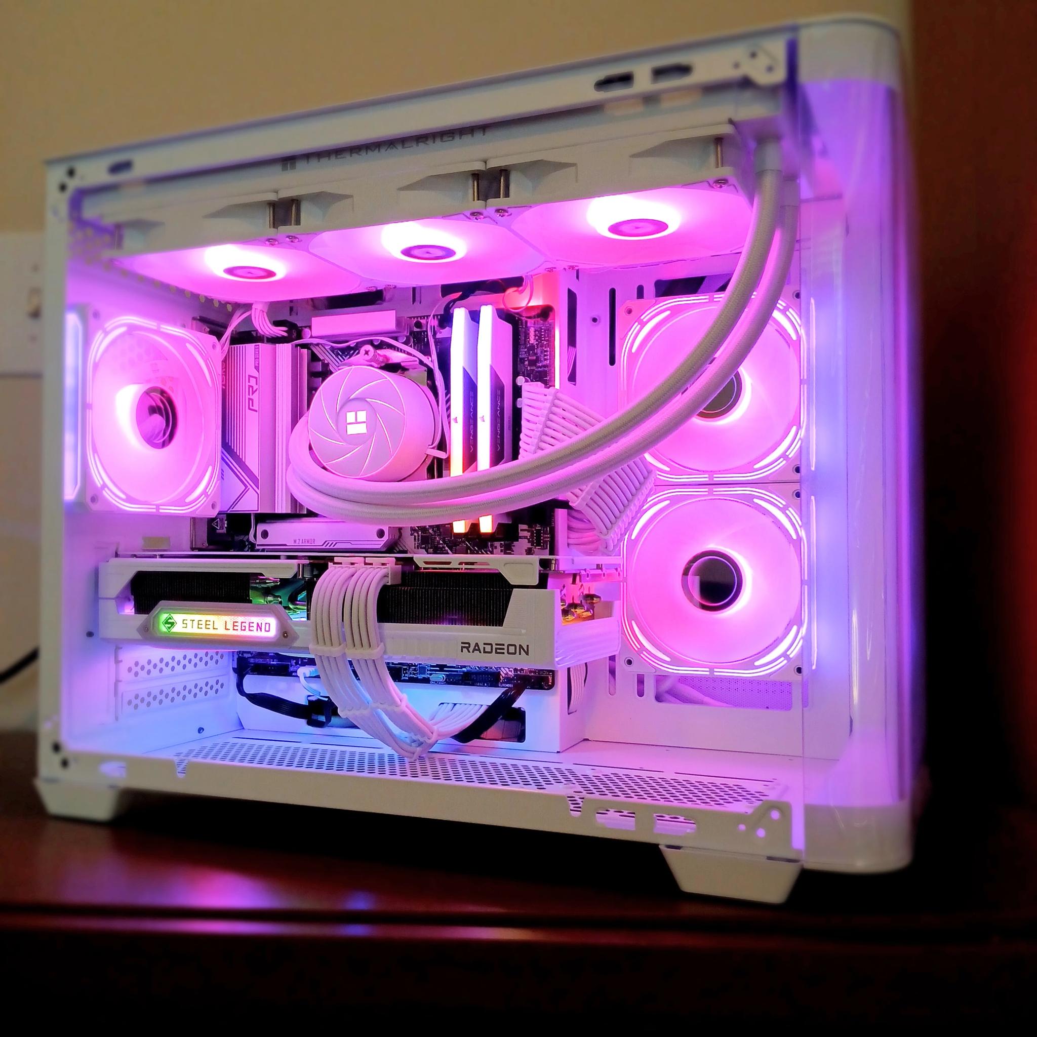 All White 4K Gaming | RX 9070 XT 16GB | Ryzen 7 7700 | 32GB RAM