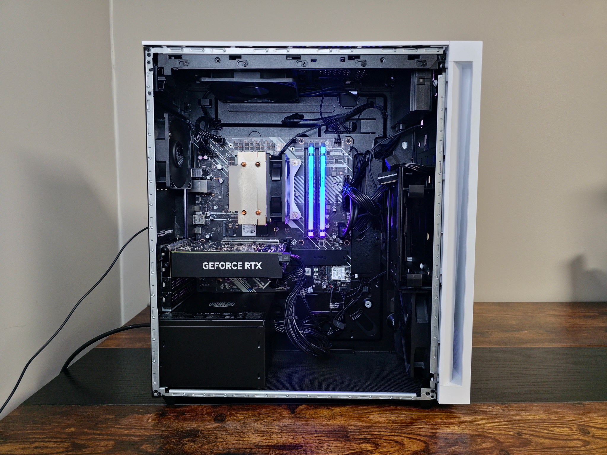 HP Omen 25L 14400F|RTX 4060|32GB DDR5|1TB Gaming PC
