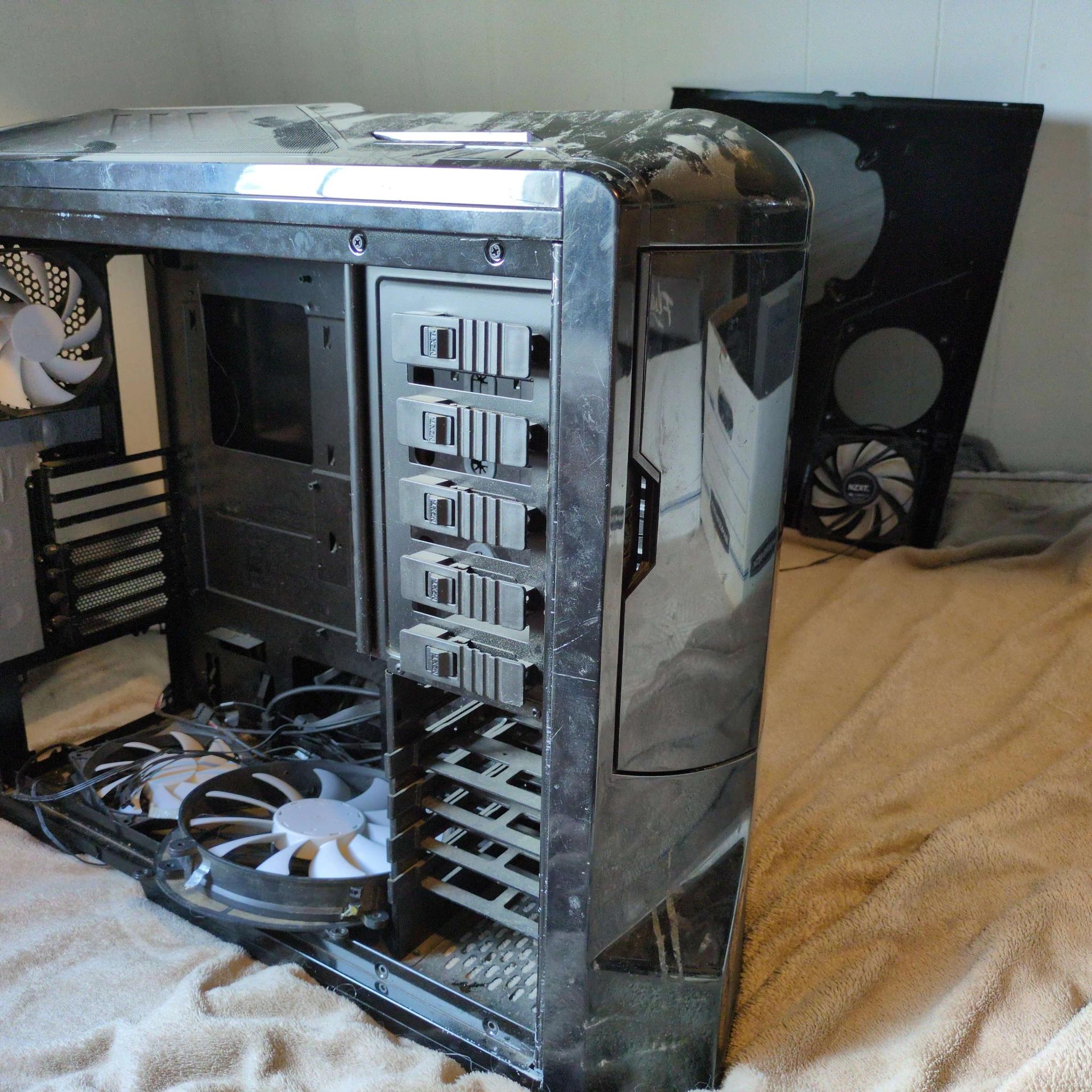 NZXT Phantom Enthusiast Full Tower Case