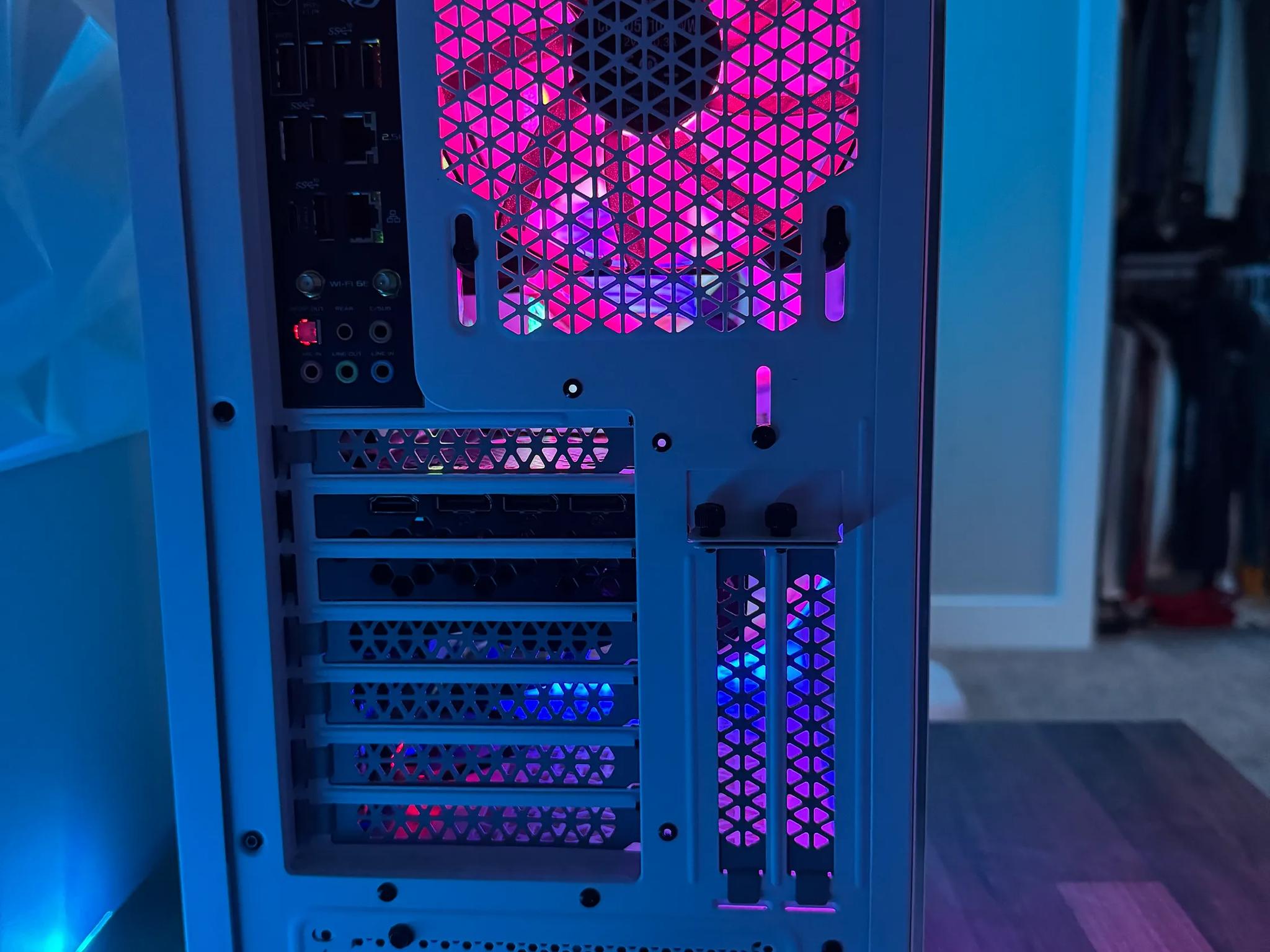 High-End Custom Gaming PC – RTX 3080 Ti | Ryzen 7 5800X | 240+ FPS