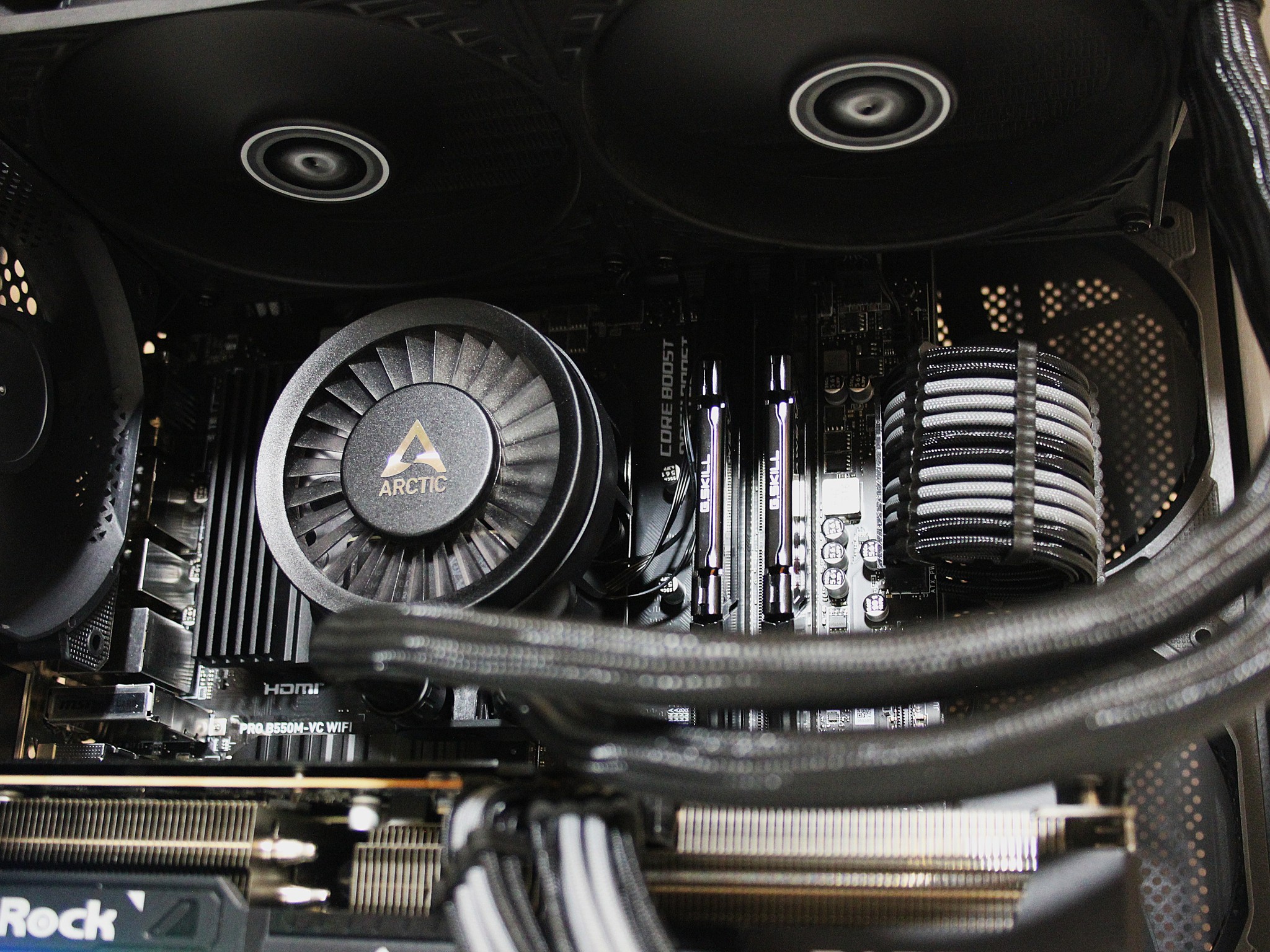 🔴Team RED 🔴 | Ryzen 5800X | RX 9070 16GB | 32GB Ram | 1TB NVME  | Artic AIO |Windows 11 | WIFI/BT