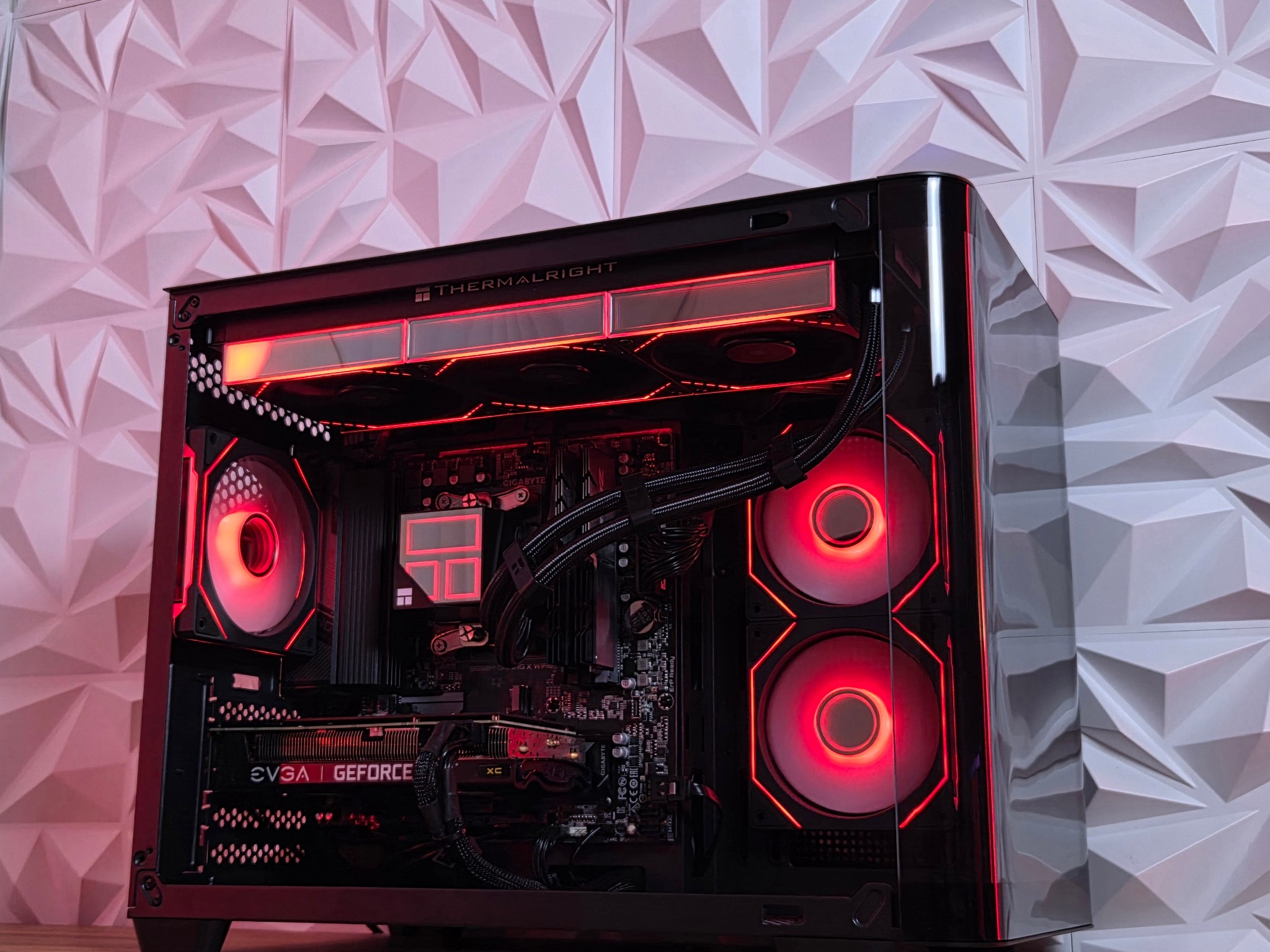RTX 3060 12GB | Ryzen 5 5500 | 16GB RAM | Fortnite 180+ FPS