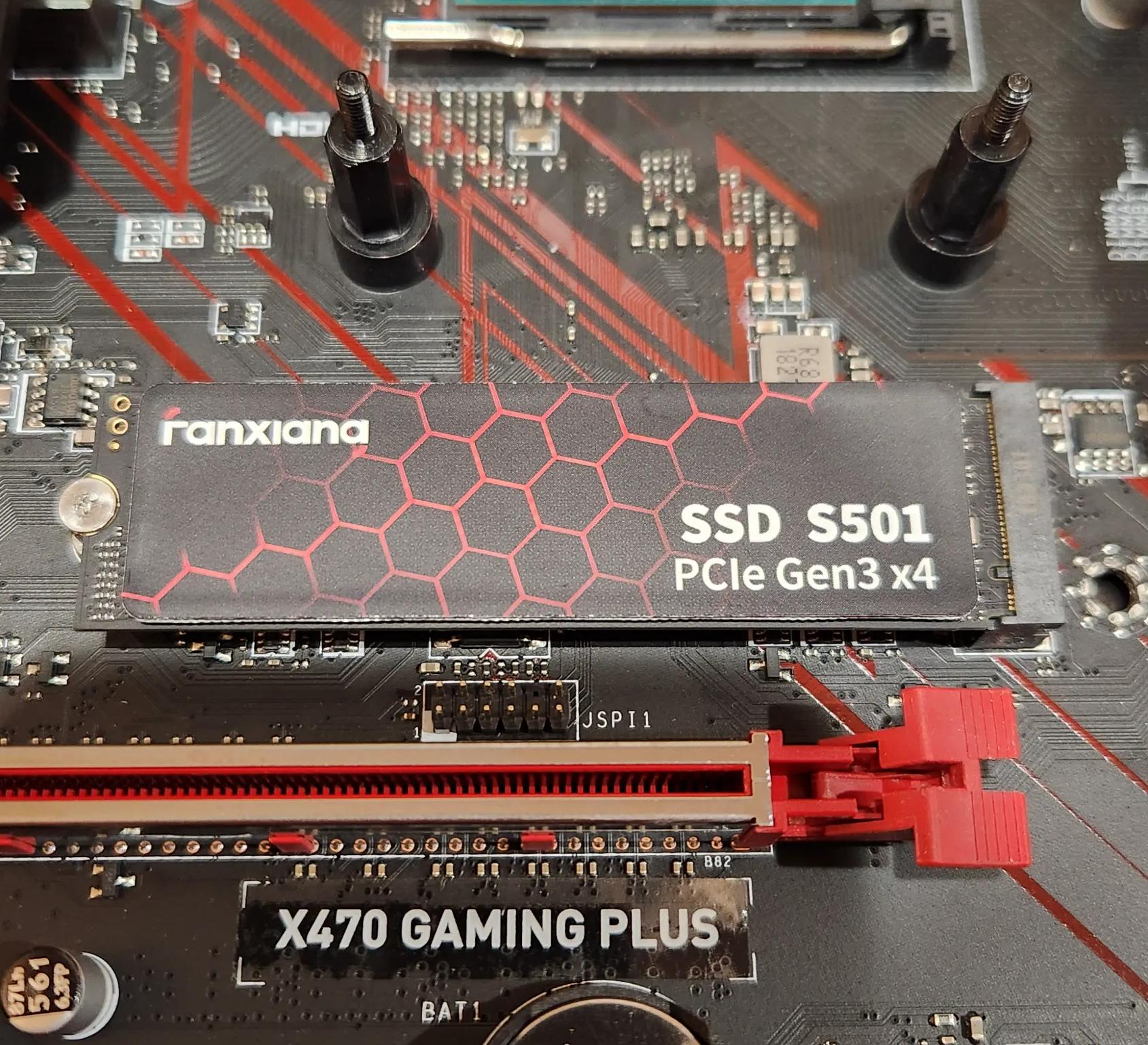 MSI X470 Gaming Plus, Ryzen 7 2700, 16GB DDR4, 256GB M.2