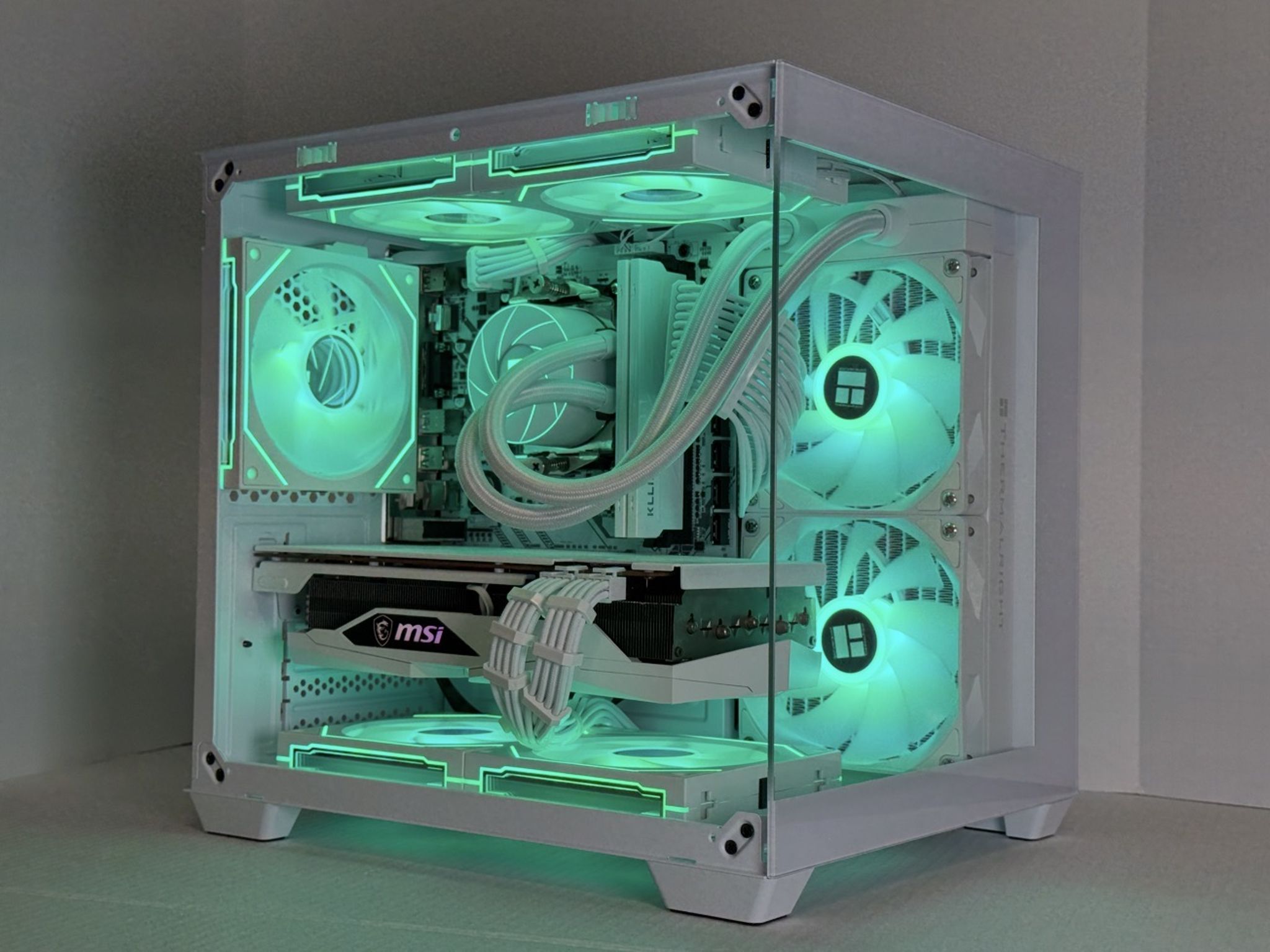 🌐Snowstorm Beast🌐| RX 6700 XT | Ryzen 5 5600 | 1TB