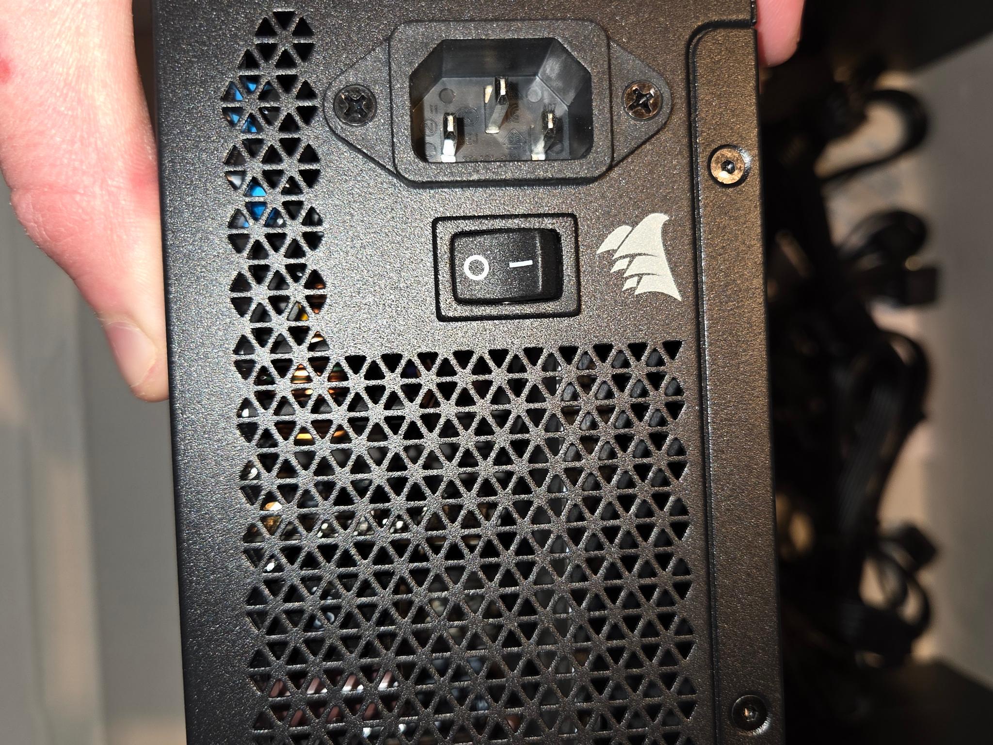 CORSAIR 1200W RMx Shift RM1200x Shift Fully Modular 80PLUS Gold ATX Power Supply