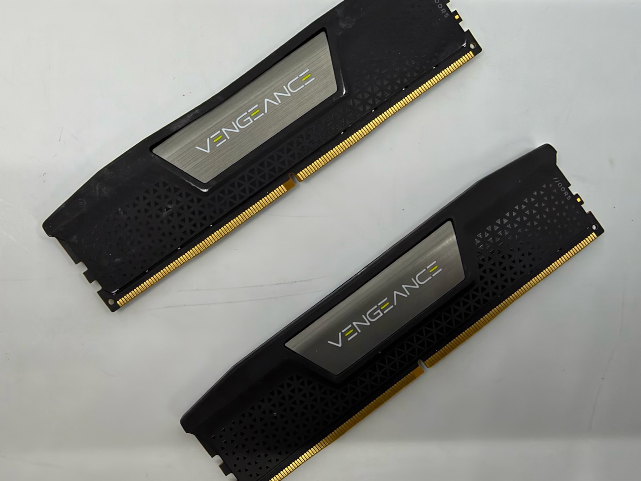 Corsair Vengeance 2X32GB DDR5 Used. Tested. Perfect working Conditon.