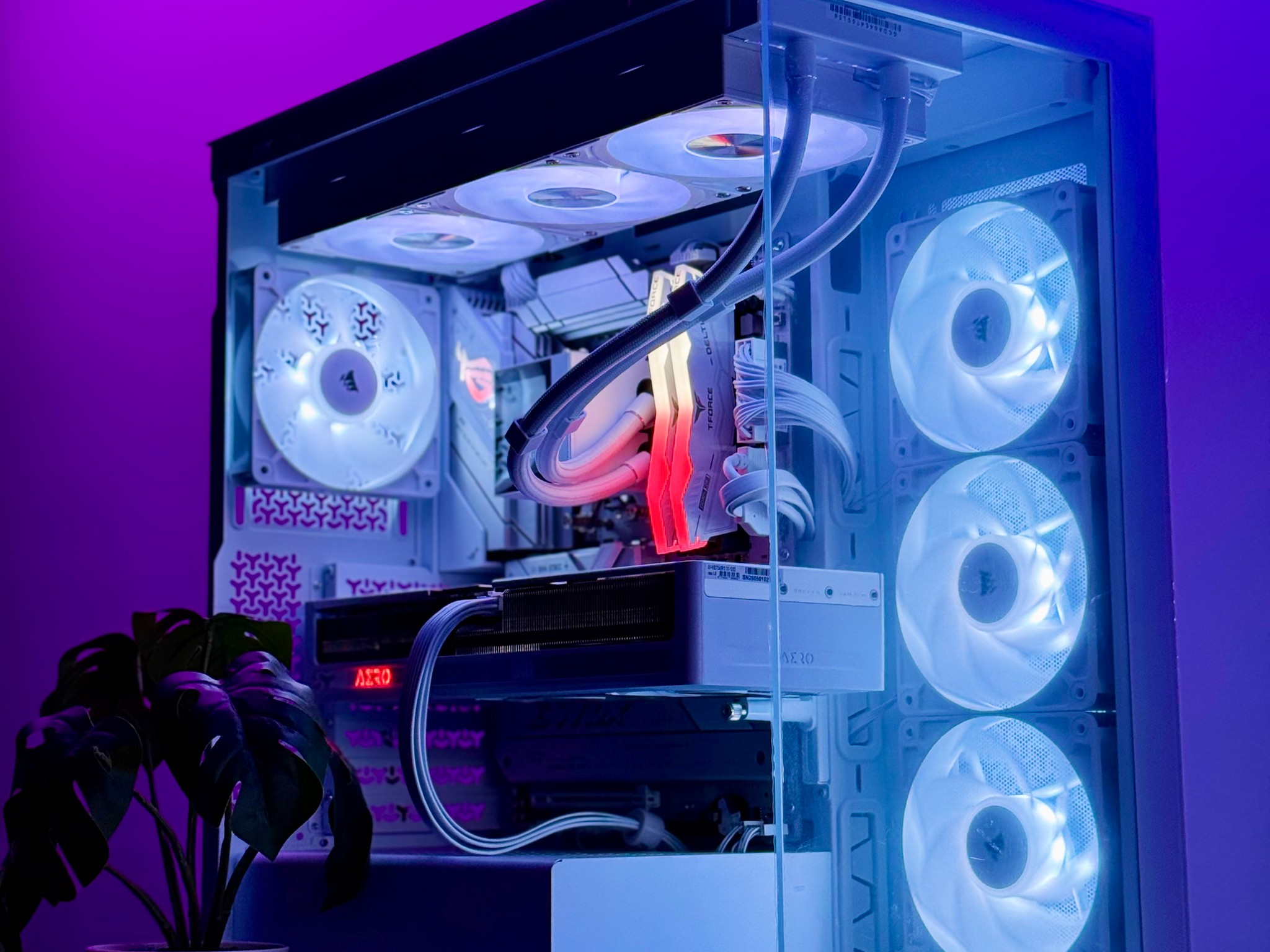 Shook PC Lightstar 💫 ✨ 5070 OC | Ryzen 9600X | 16GB DDR5 6000MHz | 1TB SSD