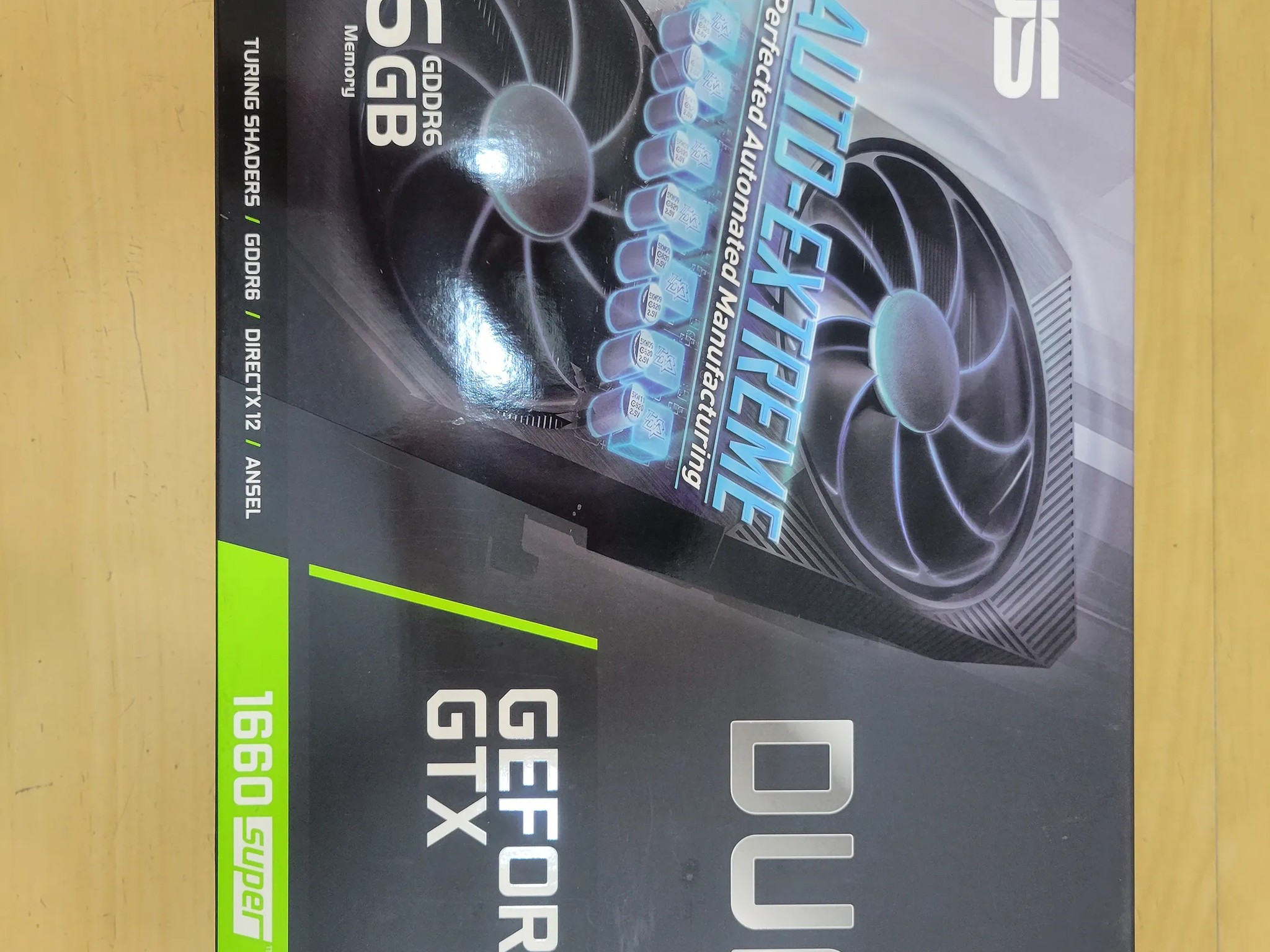 ASUS GeForce GTX 1660 Super (Auto Extreme Dual Edition)