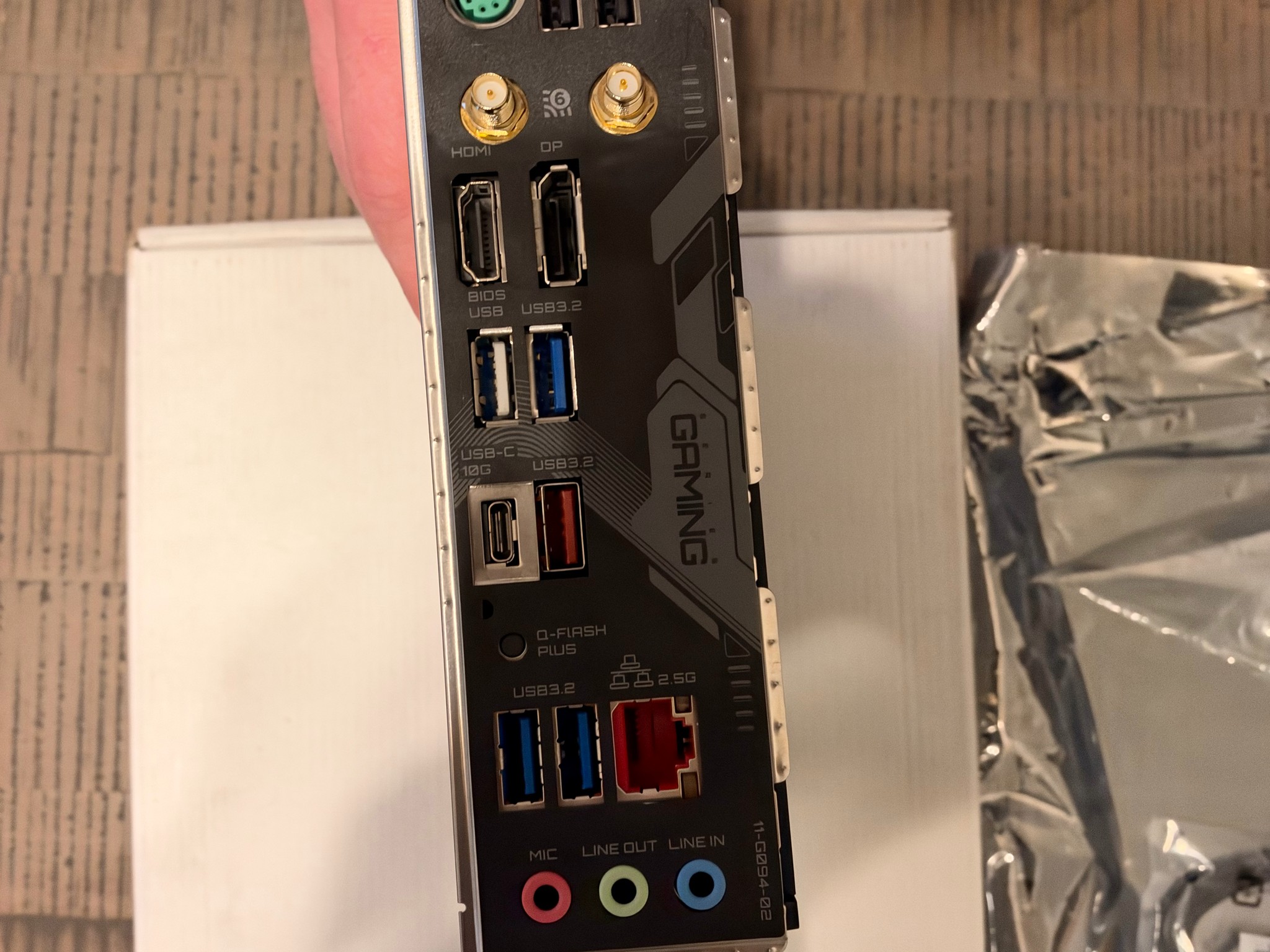 GIGABYTE B650 GAMING X AX V2
