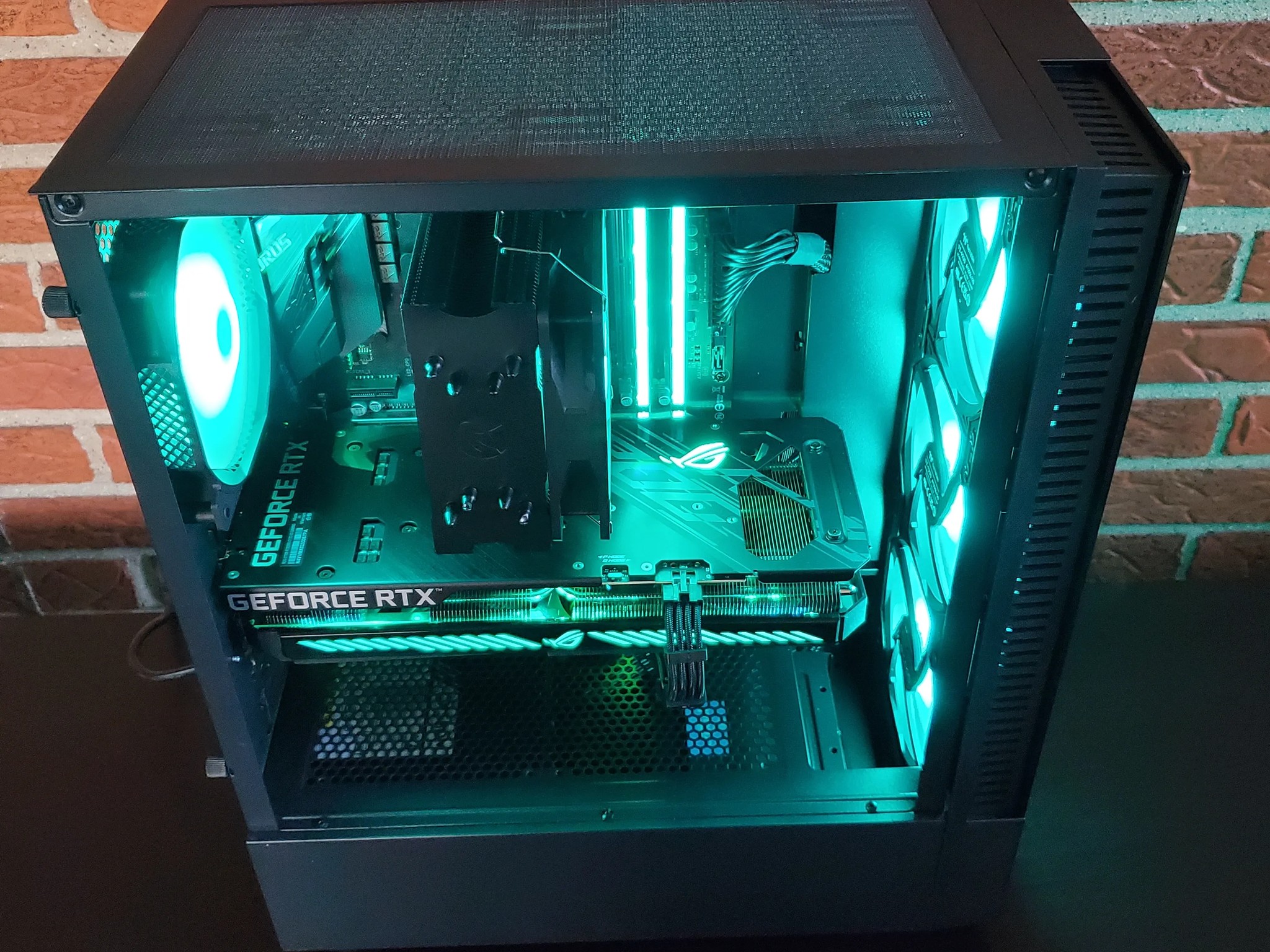 RTX 3060 ROG STRIX // RYZEN 5 // 16GB RAM // 1tb SSD