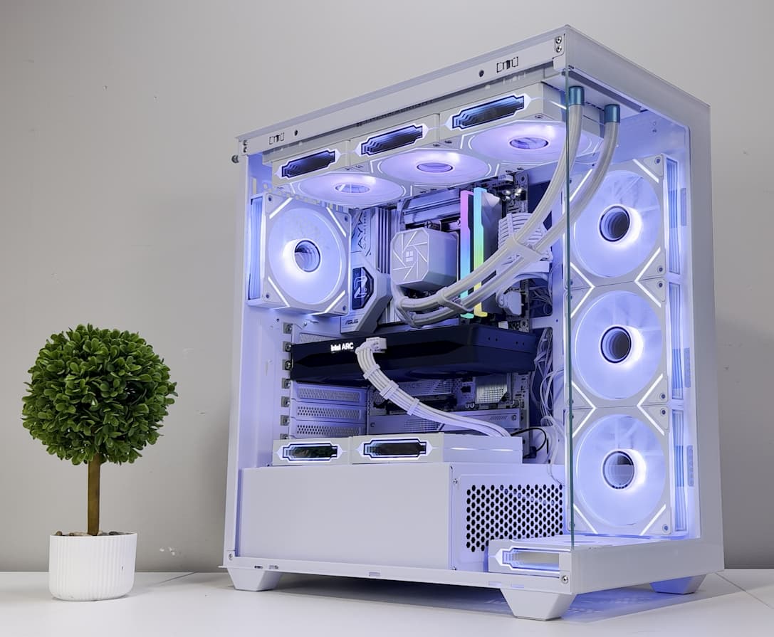 B580 | Intel Ultra 265K | 32GB DDR5 | 1TB SSD | 850W Gold PSU | ARGB Fans | Windows 11