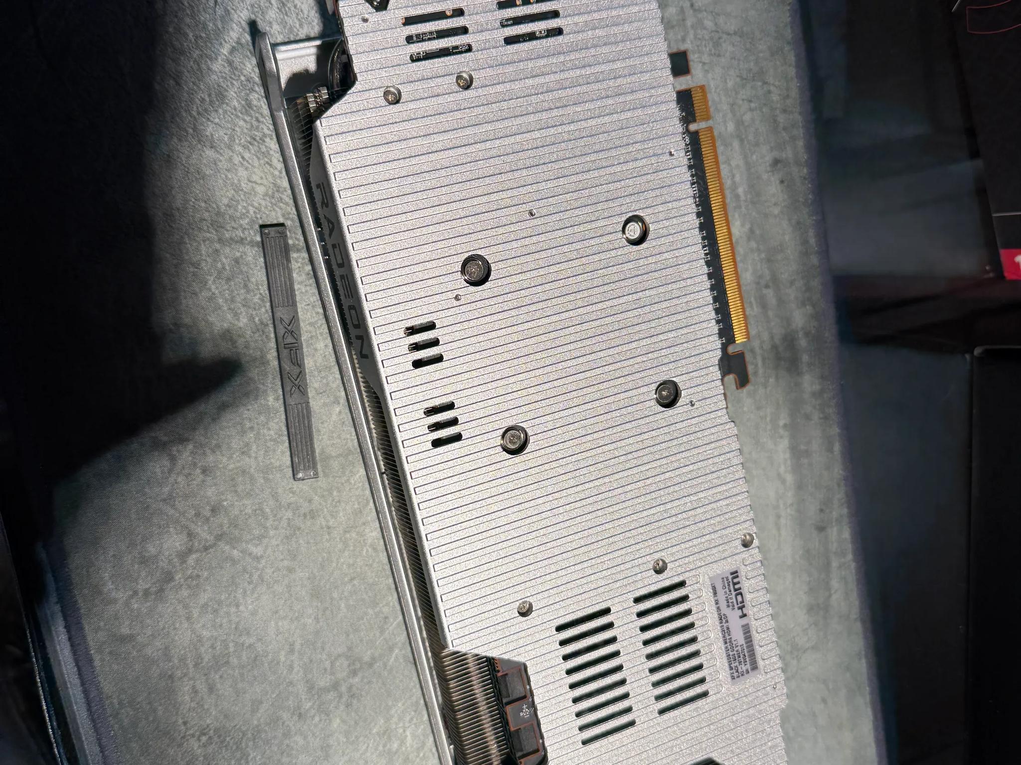 XFX MERC 319 7800XT