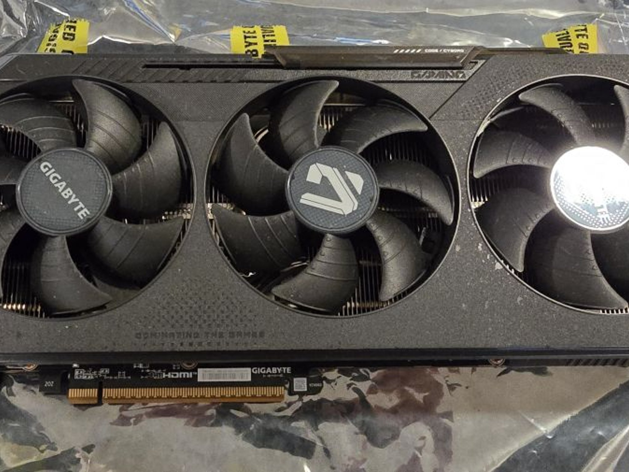 GIGABYTE Radeon RX 9070 Gaming OC 16G Graphics Card, PCIe 5.0, 16GB GDDR6, GV-R9070GAMING