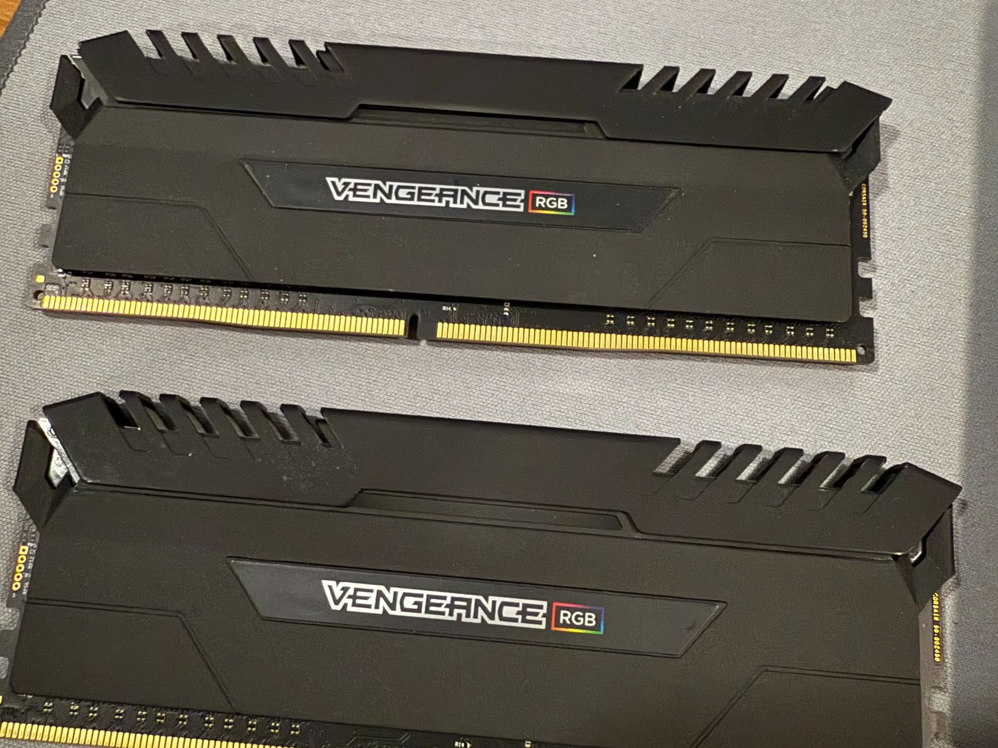 Corsair Vengeance RGB DDR4-3200 16GB (2x8)