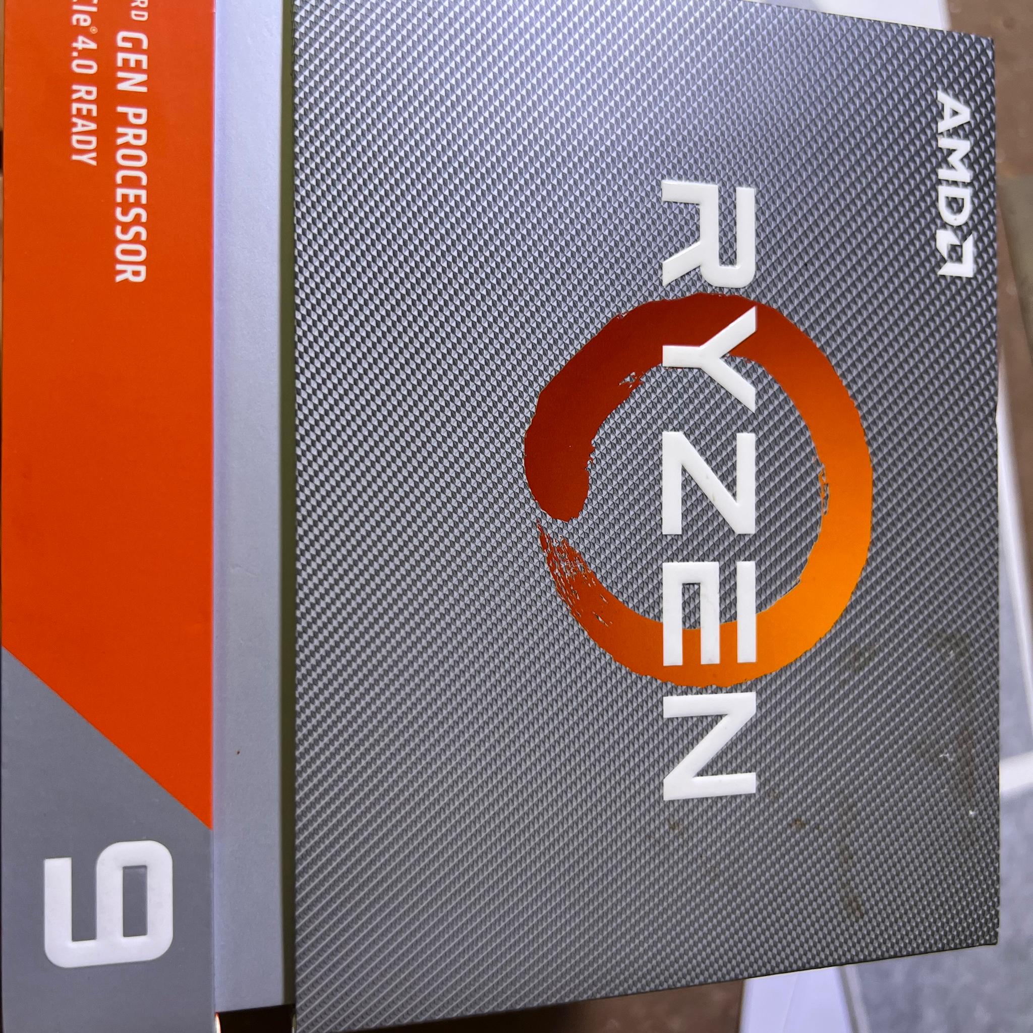 AMD Ryzen 9 3900x AM4 like new 