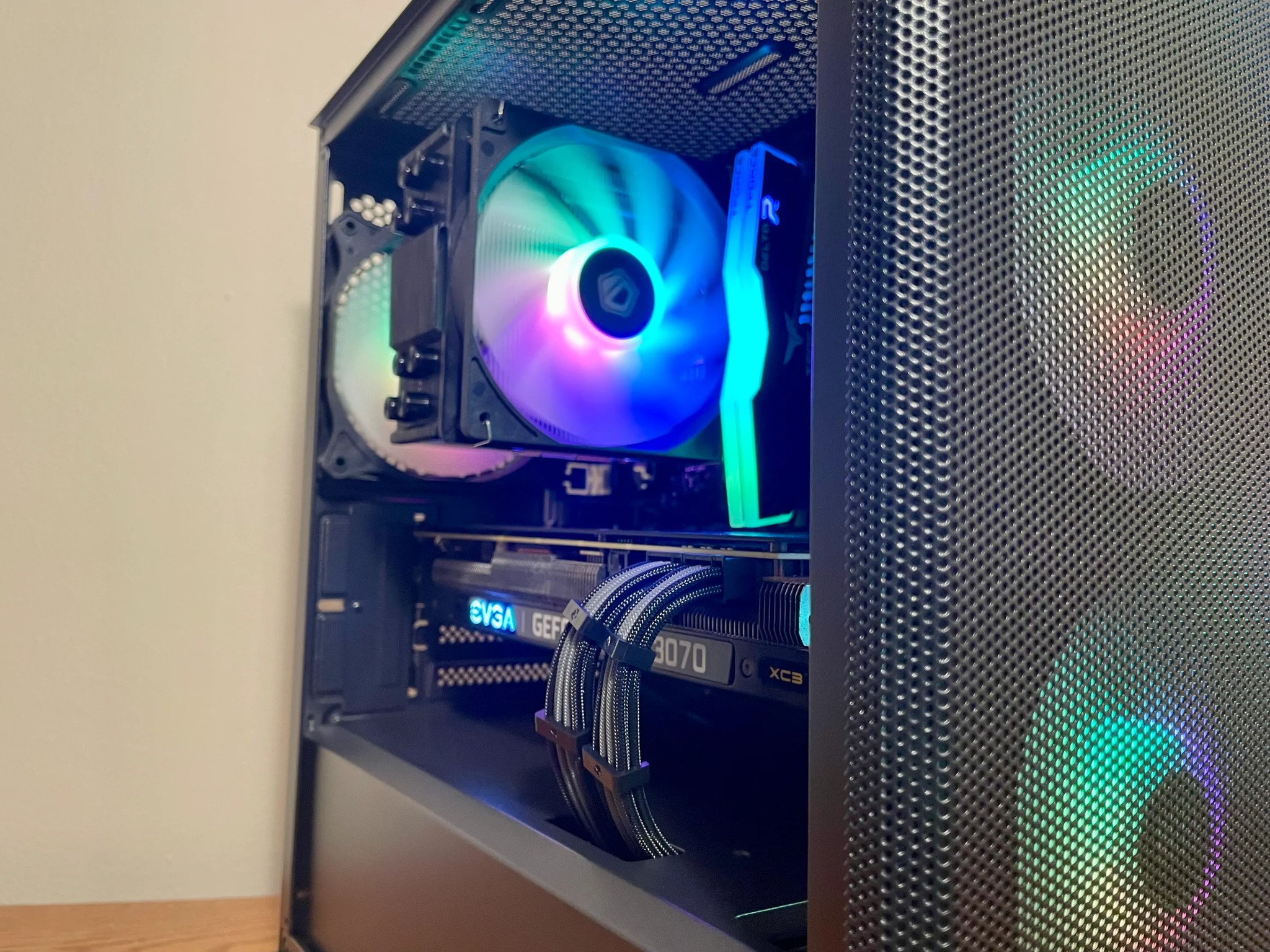 RTX 3070 - Ryzen 5 5600x - 32gb DDR4 - Gaming PC