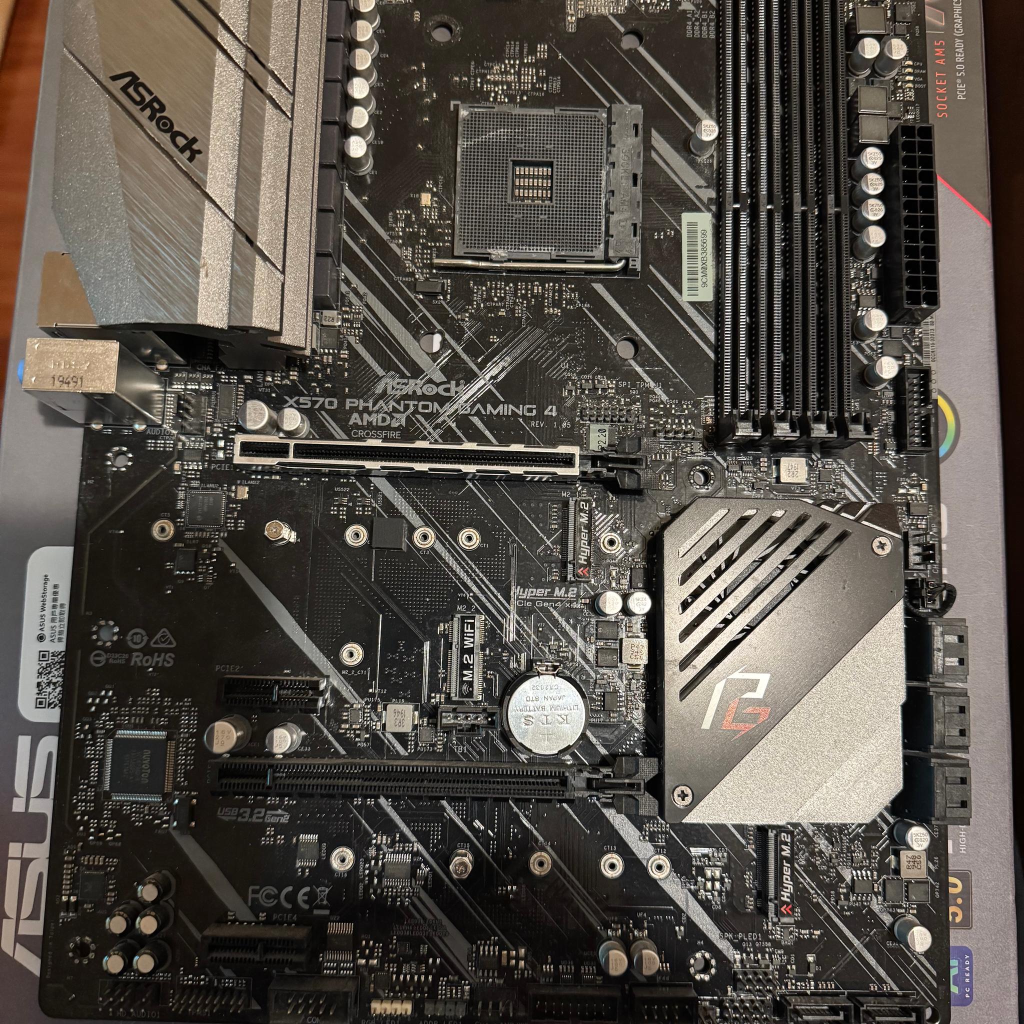 ASRock X570 Phantom Gaming 4 ATX Motherboard with I/O SHIELD AMD Socket AM4 PCIe 4.0 M.2 DDR4