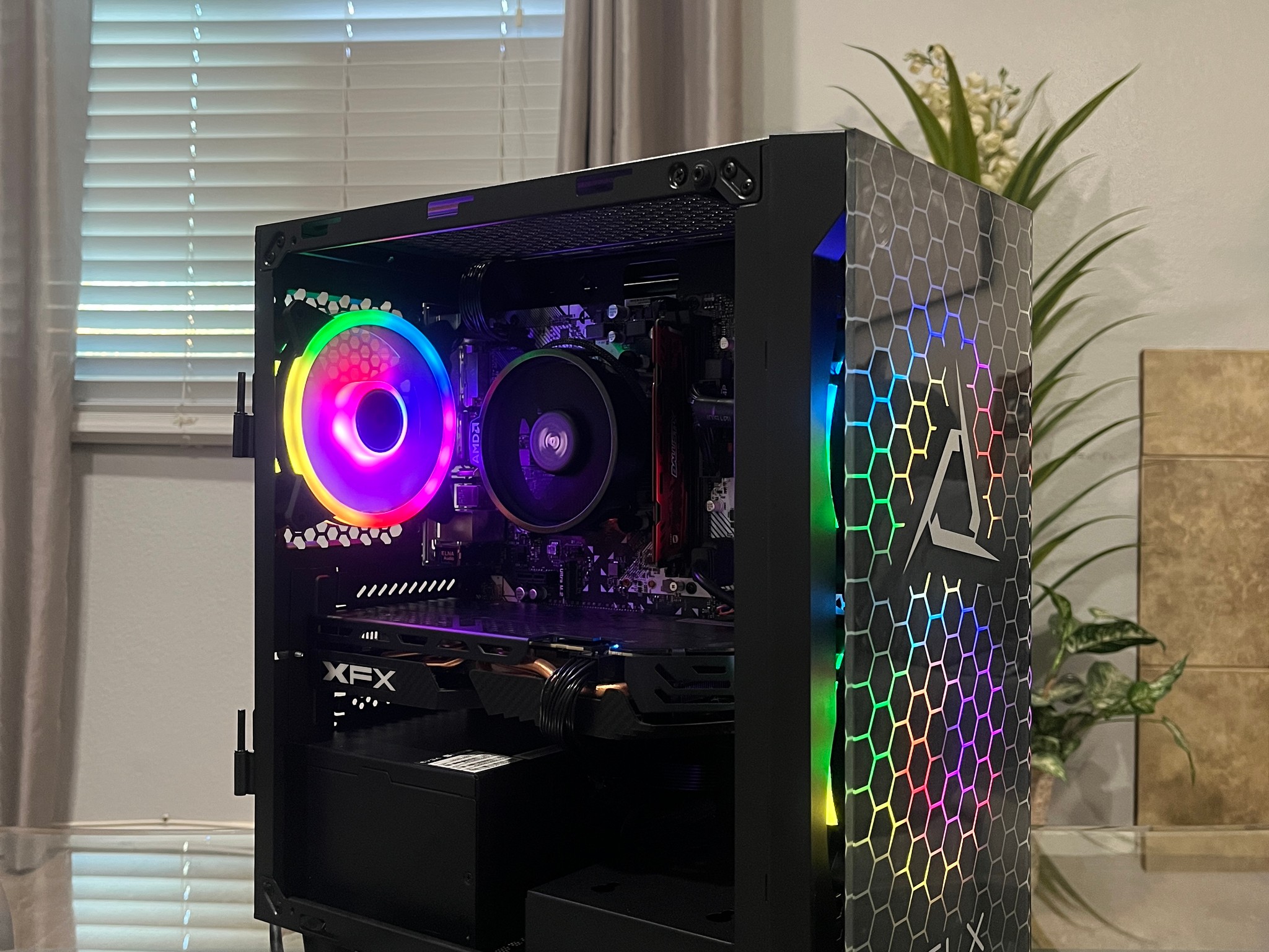 RX 580 8GB, Ryzen 7 1700, 8GB RAM | Black RGB Gaming Computer/PC