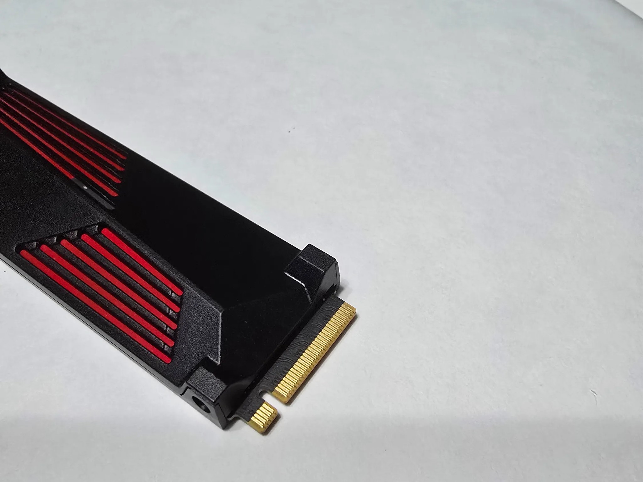 ASRock x870 Riptide, 9800x3D, 4TB 990 Pro Bundle