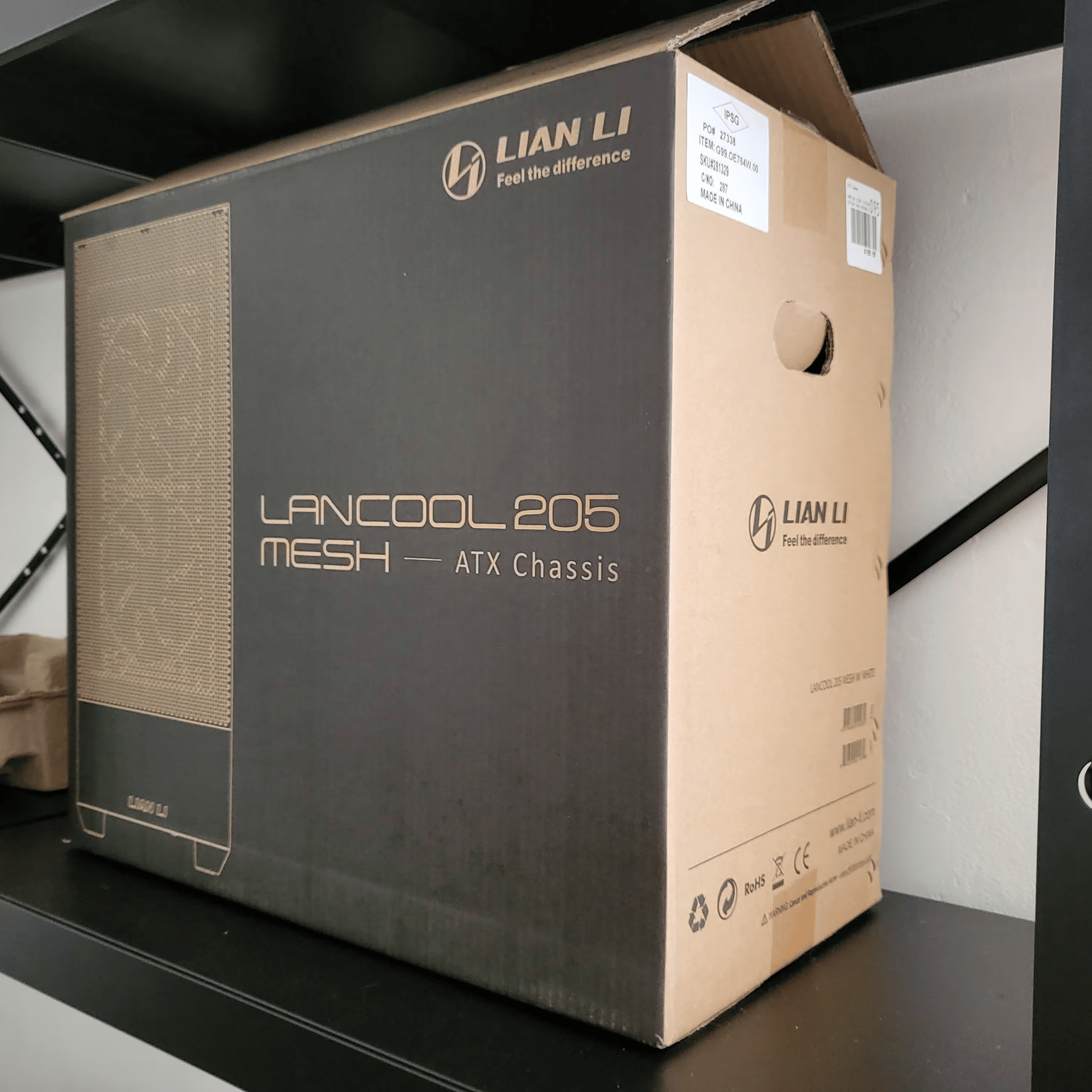 Lian Li 205 Mesh Case Box