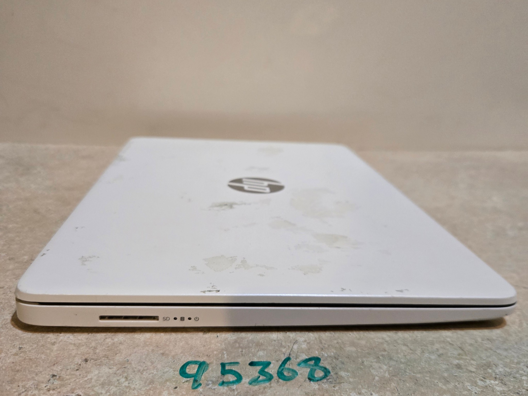 HP 14" Laptop - intel Celeron - 64GB Storage - 4GB Ram - Model 14-dq0032dx
