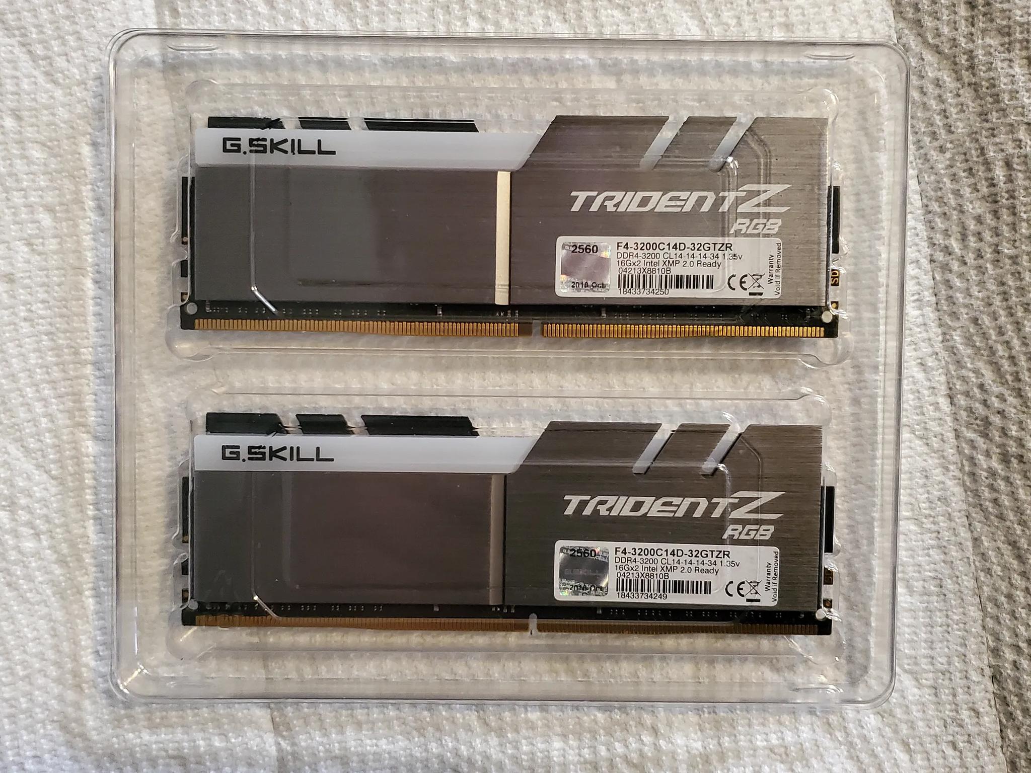 Almost new G.Skill TridentZ RGB 32GB (2 x 16GB) DDR4-3200 CL: 14-14-14-24 1.35v