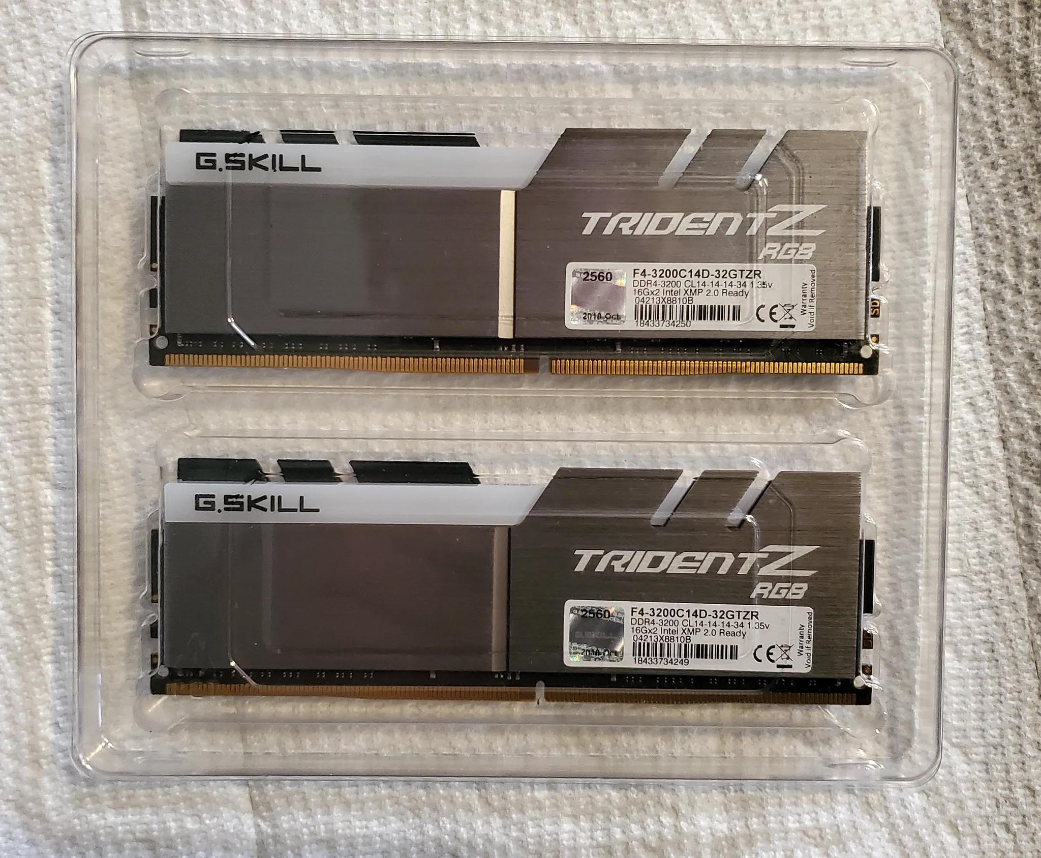 Almost new G.Skill TridentZ RGB 32GB (2 x 16GB) DDR4-3200 CL: 14-14-14-24 1.35v