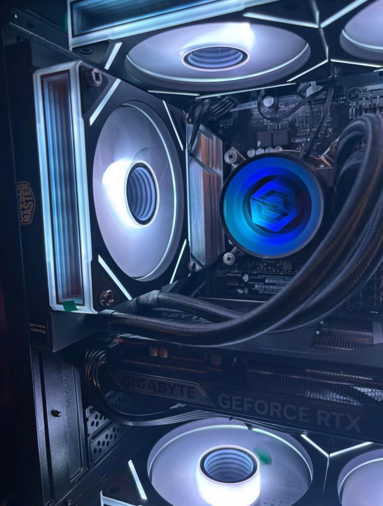 GeForce RTX 5060 Custom Gaming PC - Core i5-14400F