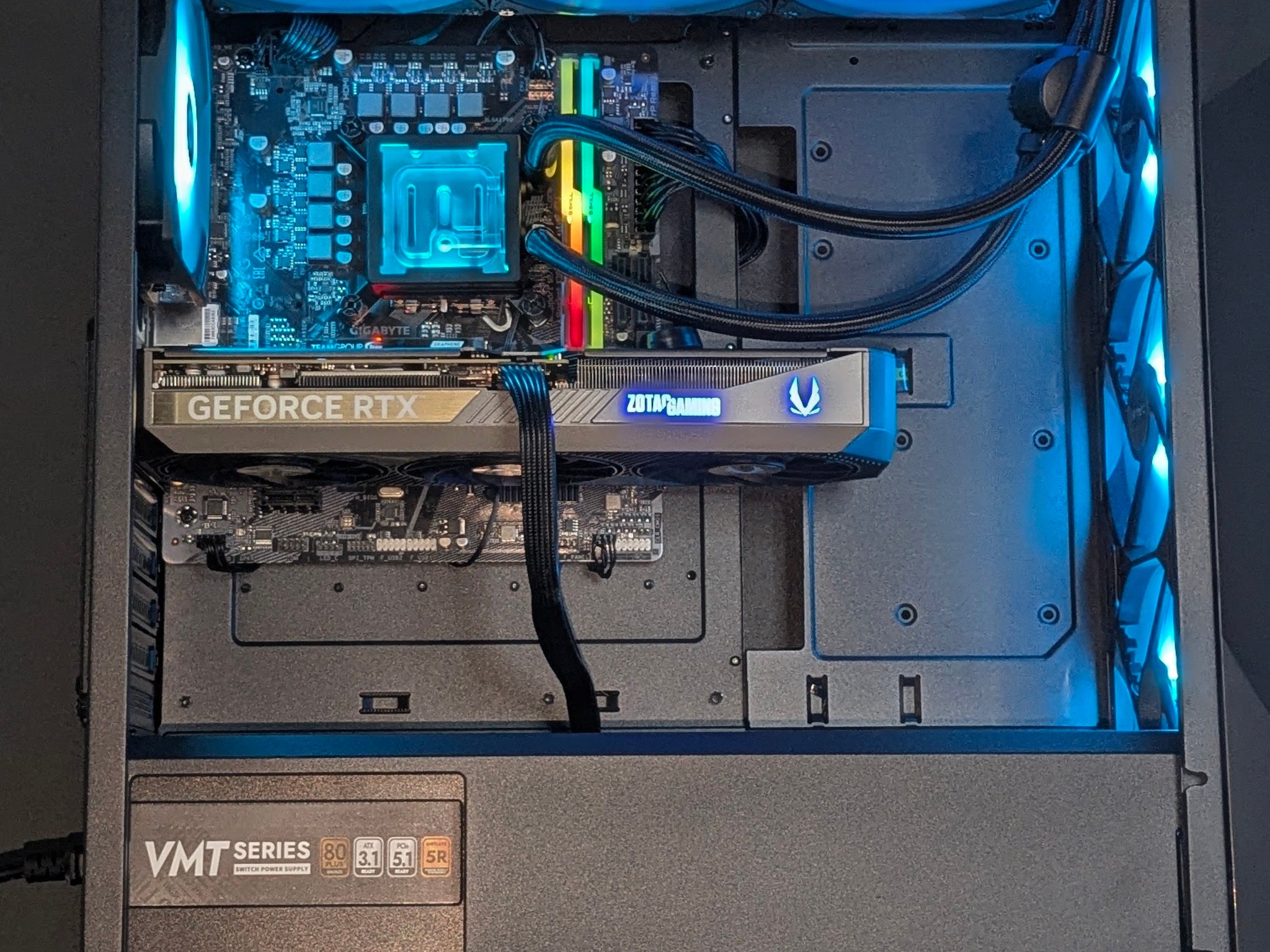🖤Dark Flux Liquid-Cooled💧Pro Gamer PC⚫RTX 5070⚫I5-12600K⚫32GB RGB RAM⚫Windows 11 Pro