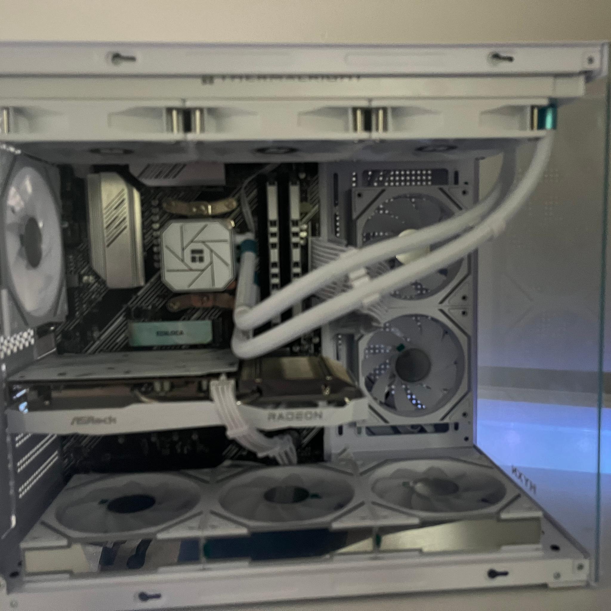 Radeon RX 6600 Custom Gaming PC - Ryzen 5 5500, 16GB RAM