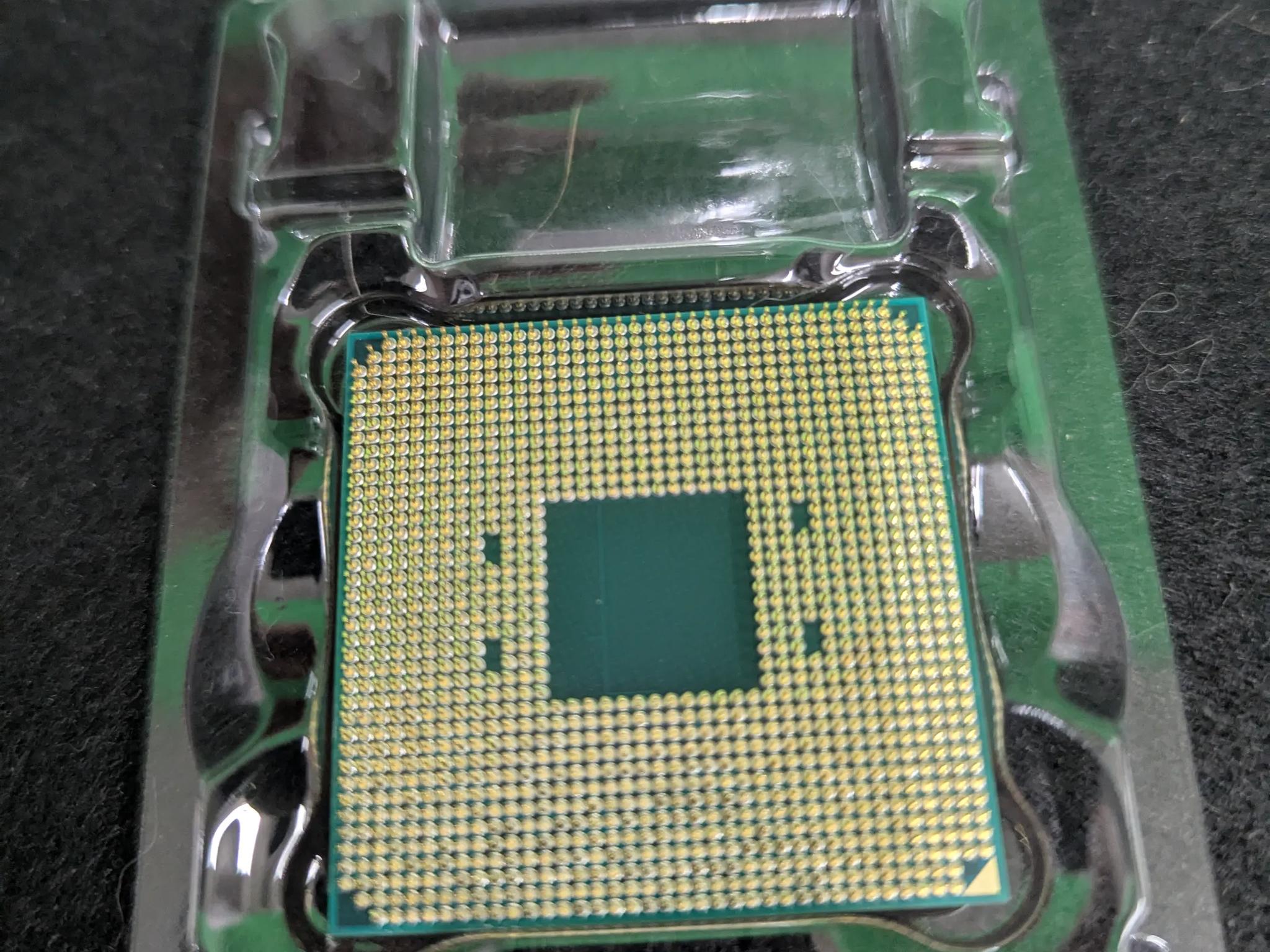 🎮 AMD Ryzen 7 5700X3D CPU