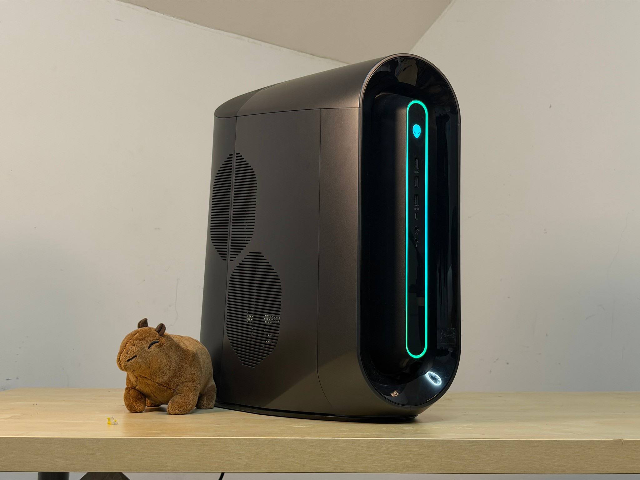FREE SHIP | Intel i5 10400 | RX 5600 XT | 16GB RAM | 500gb SSD - WIFI + BT | 💙 1080p Gaming PC 💙