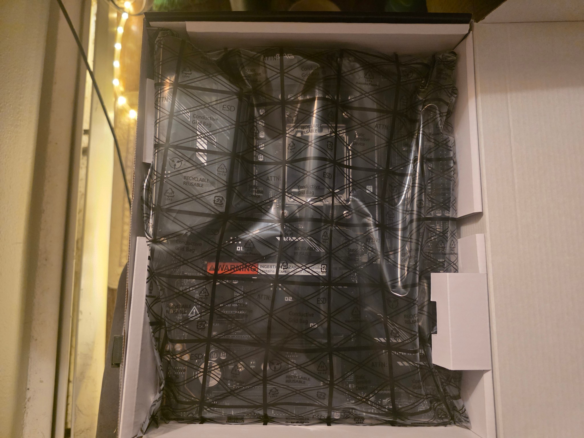 MAG x670e tomahawk wifi