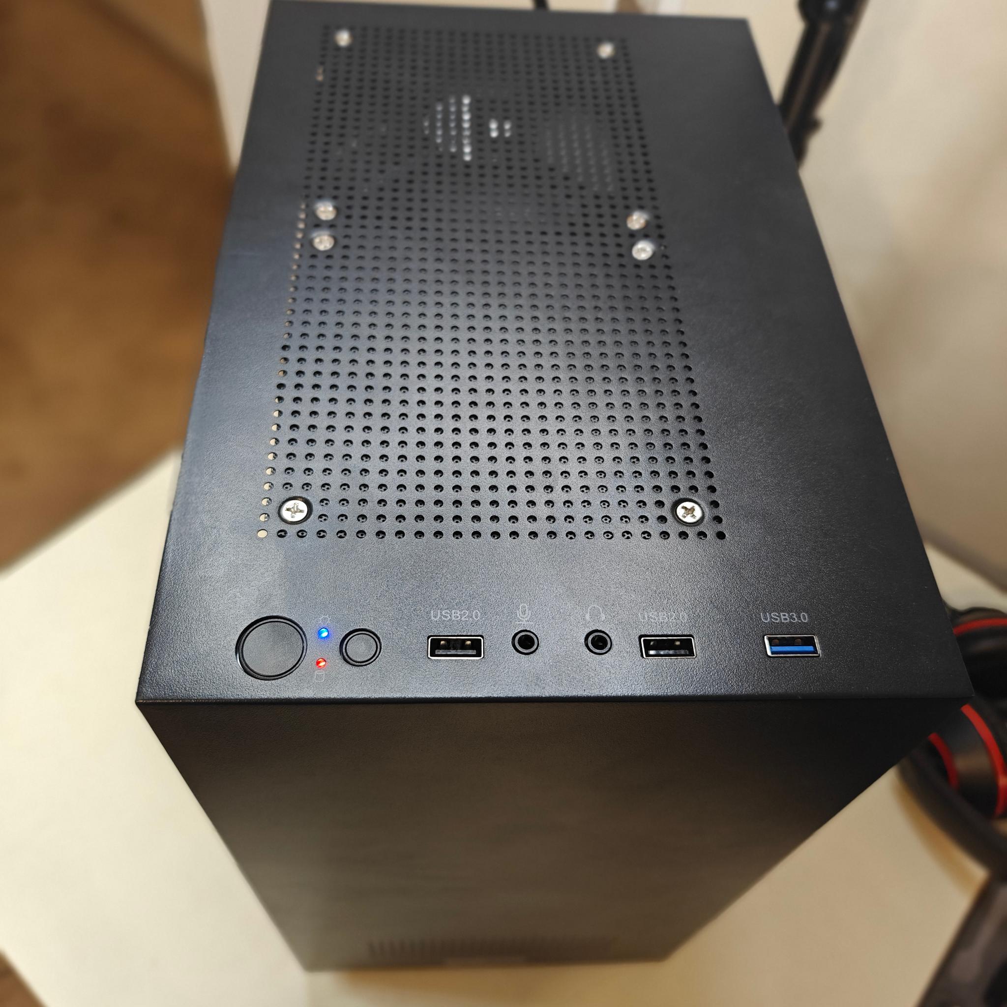 🏆🐐💸 AM4 Still Lives!!!! | Ryzen 7 5800XT | Radeon RX 9060 XT 16GB | 32GB DDR4 RAM | 1TB NVMe SSD