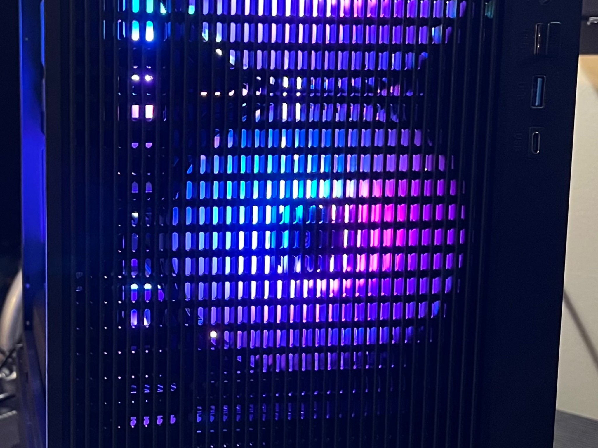 Team blue 💙 2.0 Ryzen 5 7600x 1.5 TB SSD 32GB DDR5 Intel ARC B580 ARGB fans. ALL NEW parts!