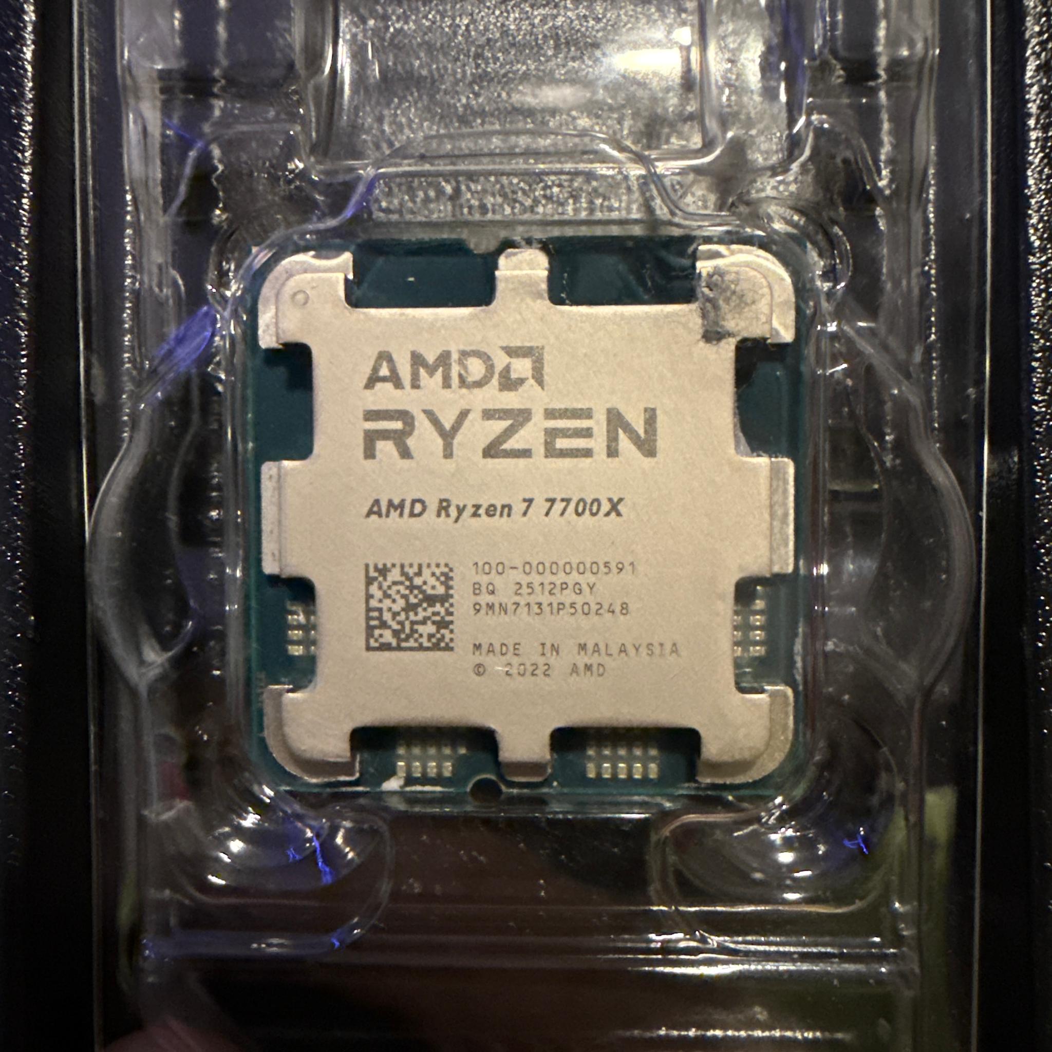 AMD Ryzen 7 7700X