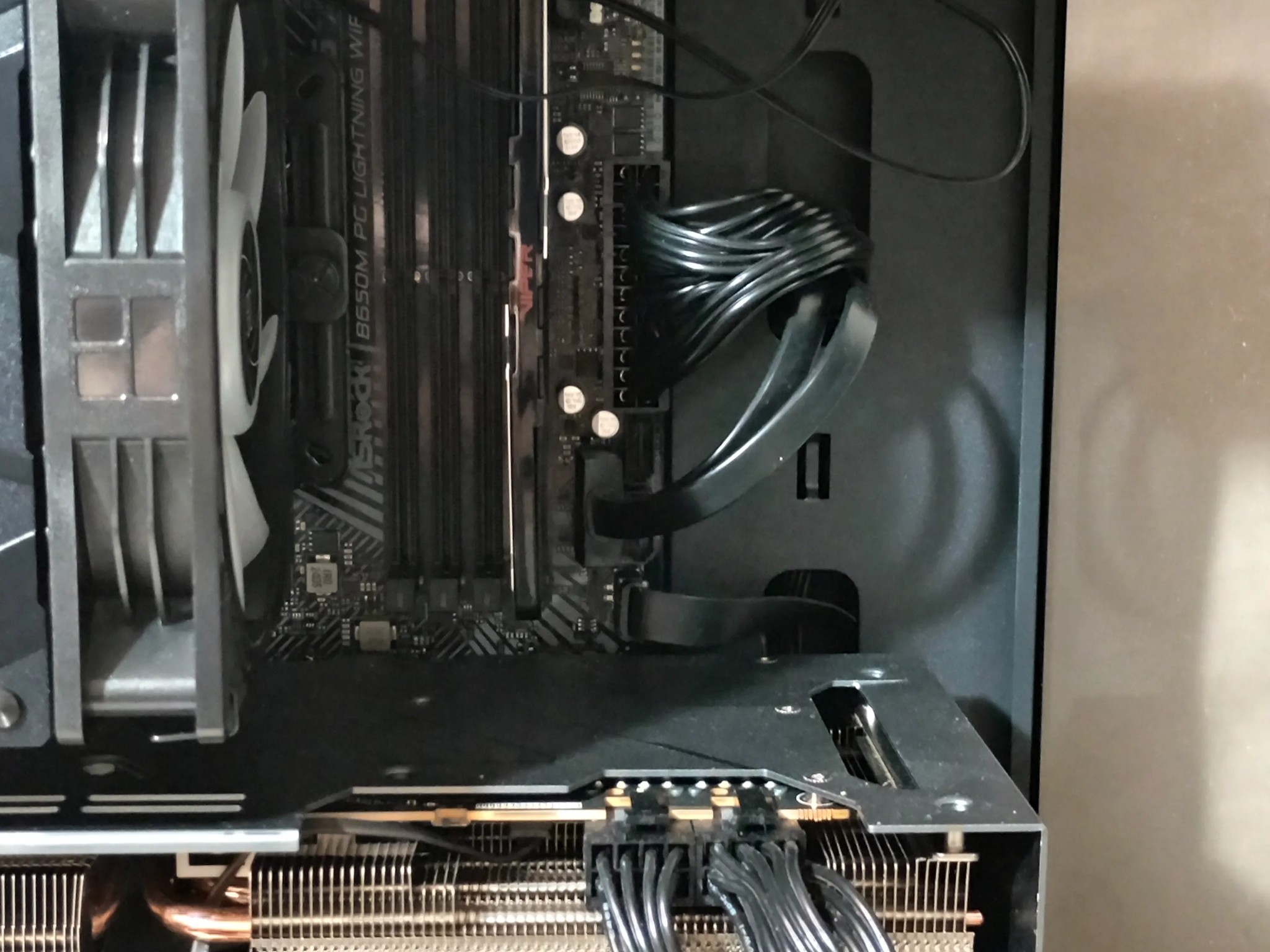 POWERFUL GAMING PC!! 4k-1440p Gaming PC AMD Ryzen 5th Gen CPU- GIGABYTE RX7800 XT- 32GB 6000Mhz RAM!