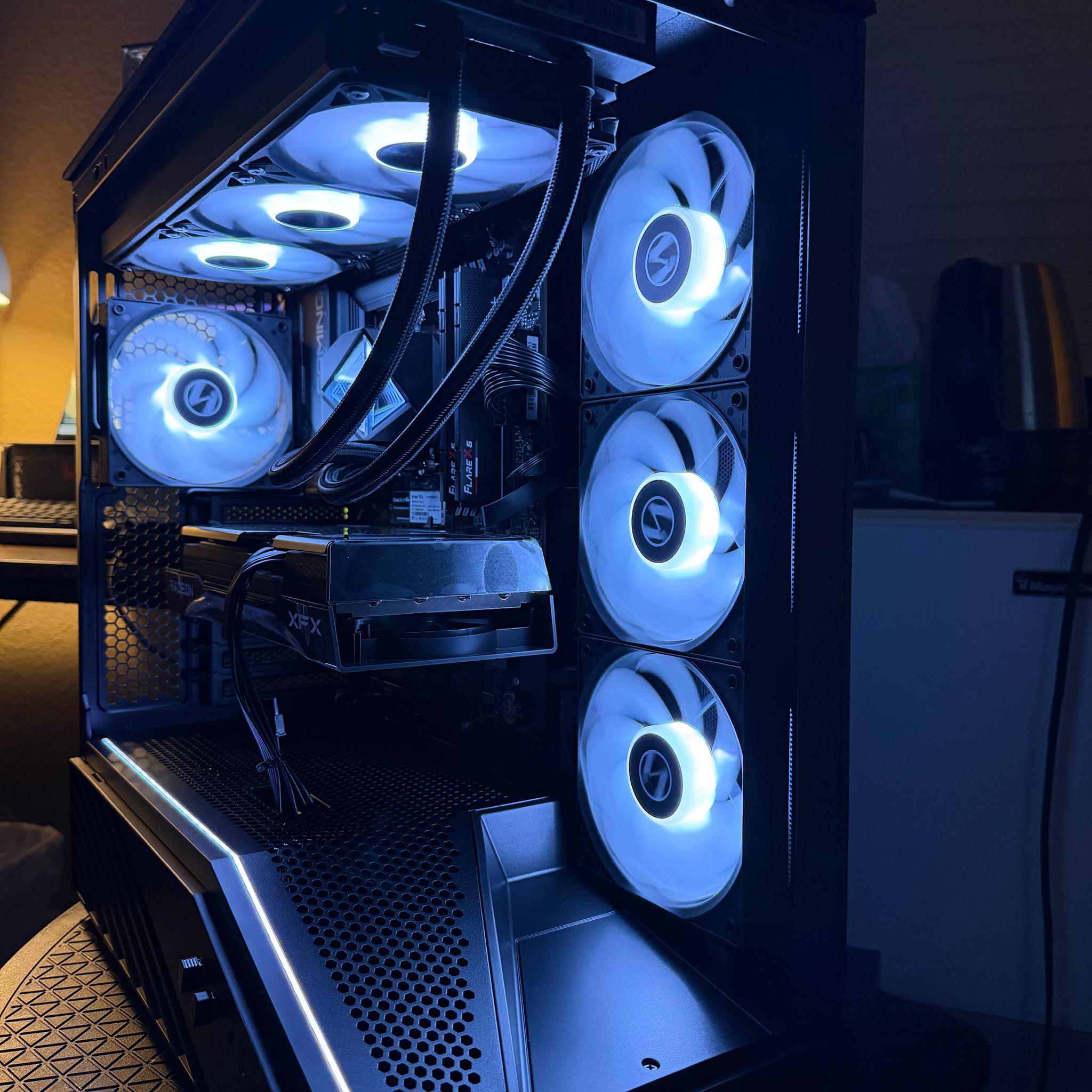 🔥 ALL NEW | Ryzen 7 7800X3D | XFX RX 9070 GRE 12GB | 32GB DDR5-6000 CL30 | 360MM AIO | WIN 11 PRO