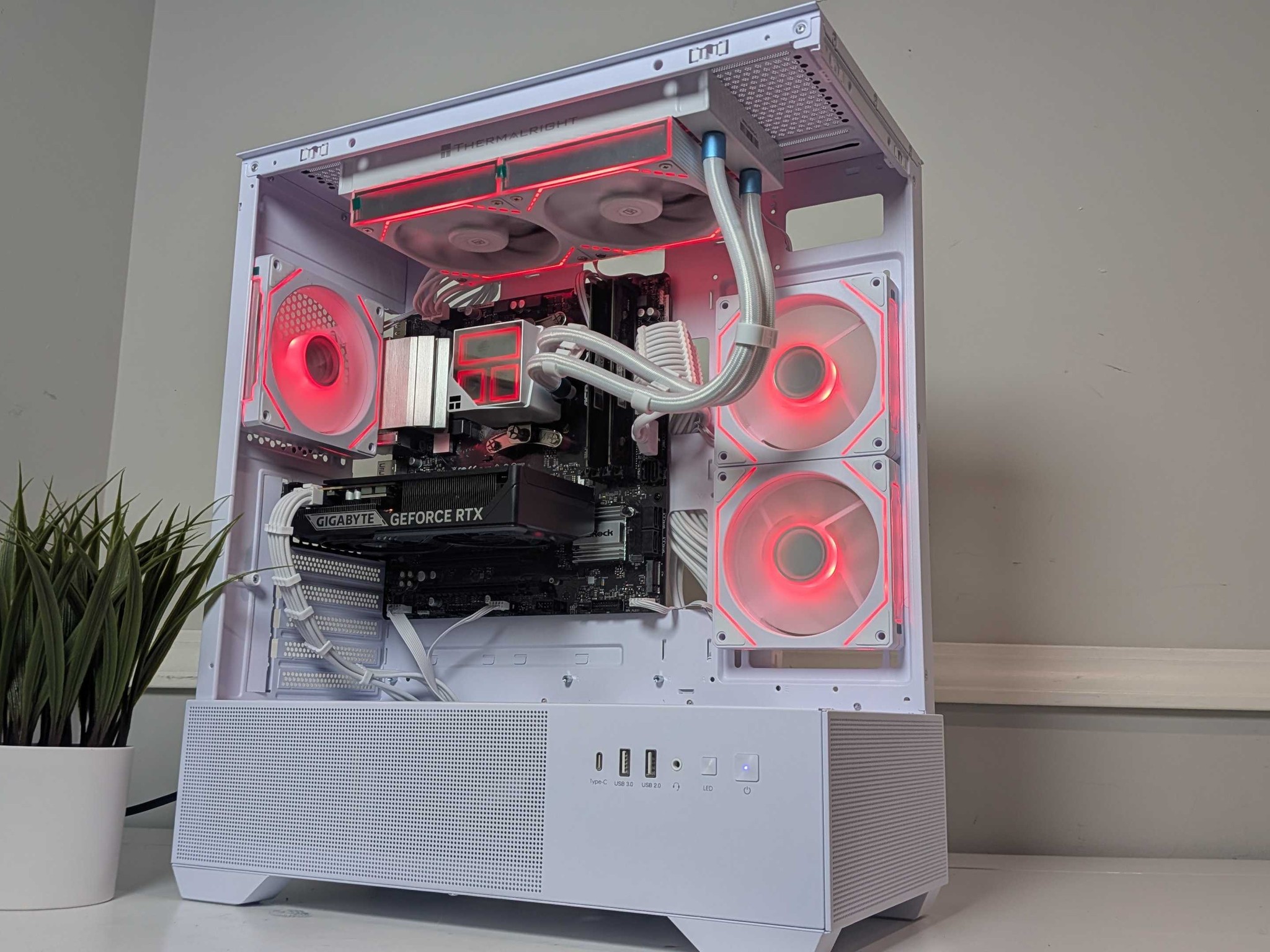 RTX 5060 | RYZEN 5 3600 | 16GB RAM | 1TB SSD | WINDOWS 11 | Mid-Range PCs