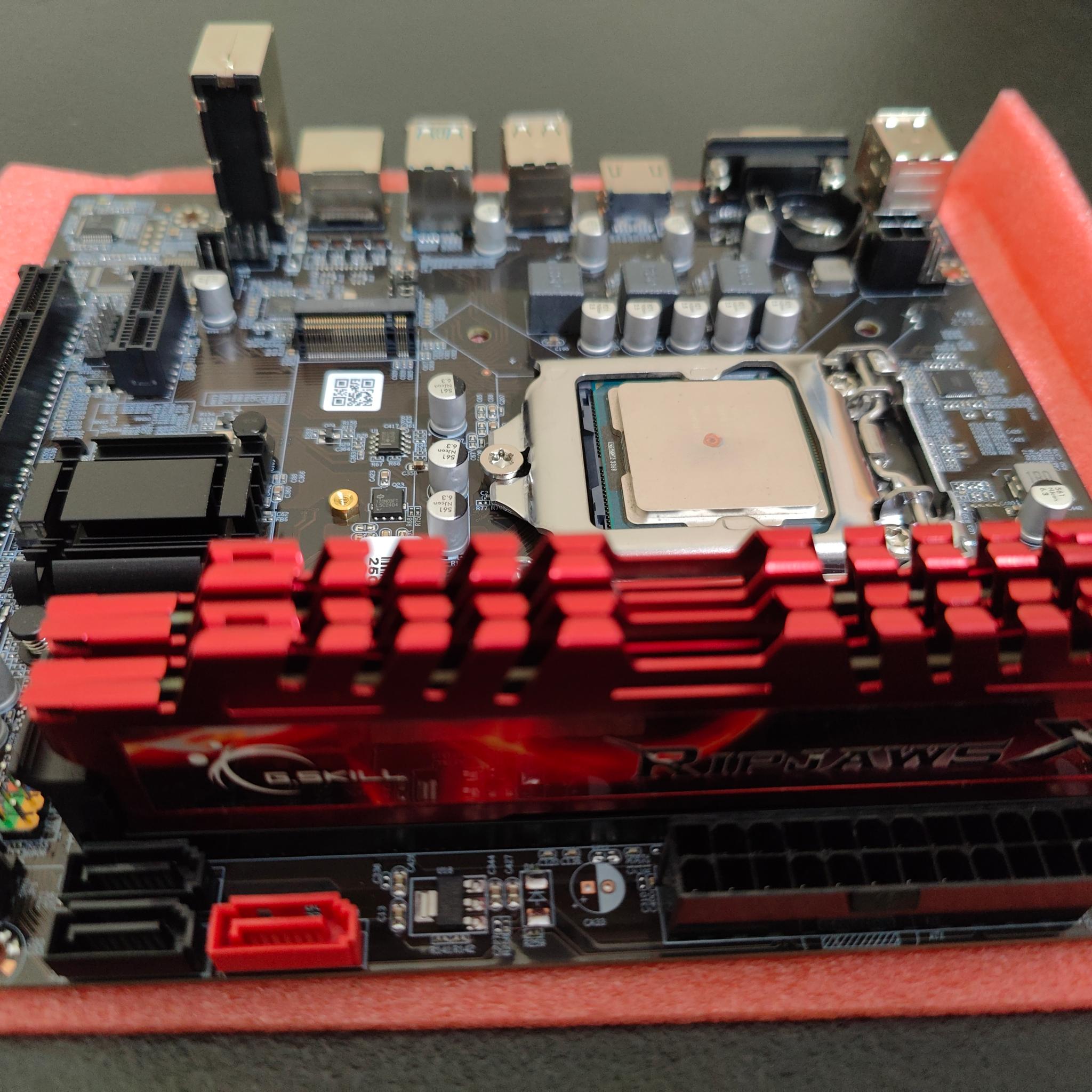 Mini ATX Soyo B75 Intel i5 3570 4C 4T 16GB DDR3 RAM