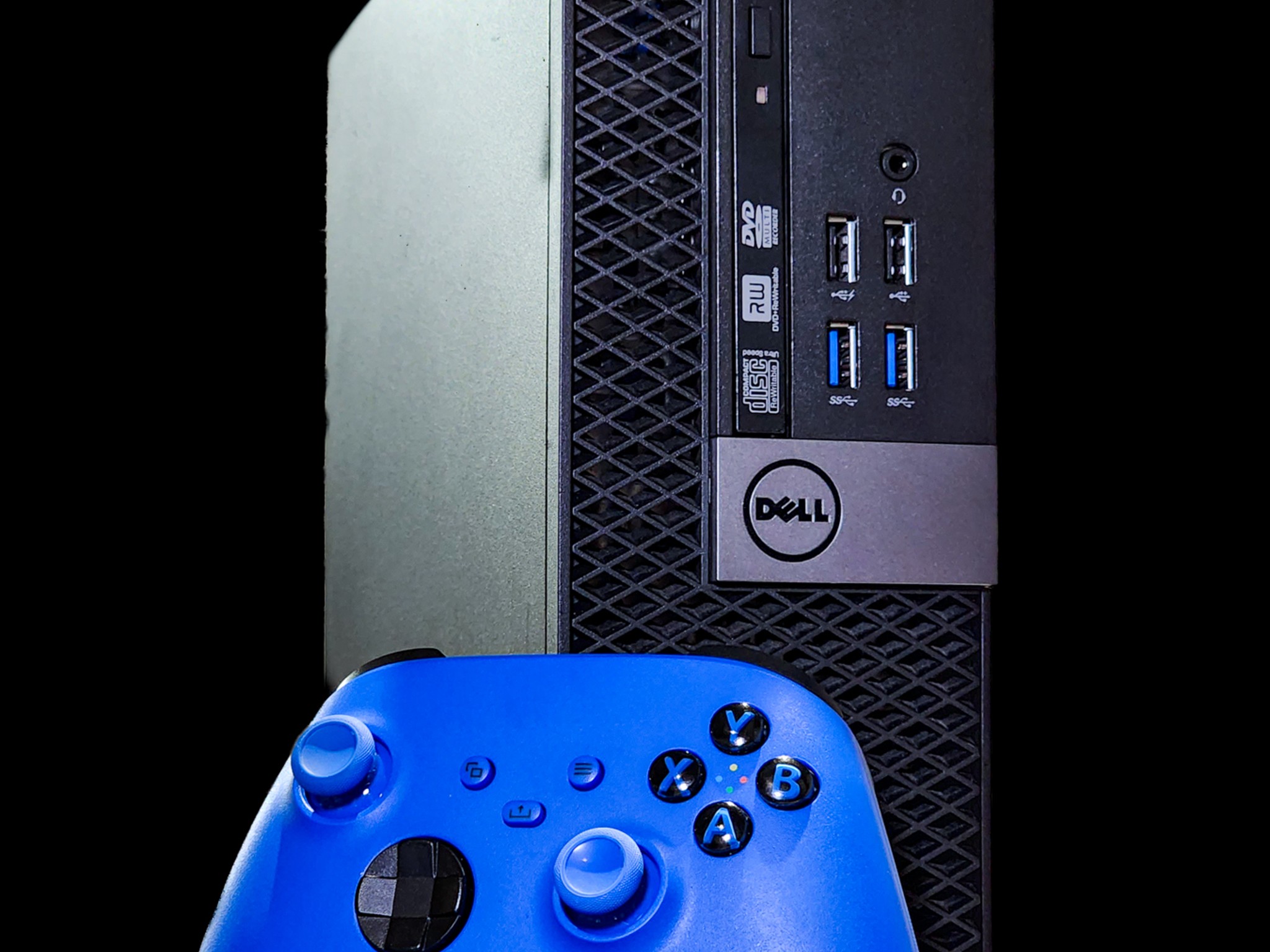 Small Form Factor Gaming Dell Optiplex - i7 6700, RX 550, 16GB DDR4 RAM, WiFi + Bluetooth