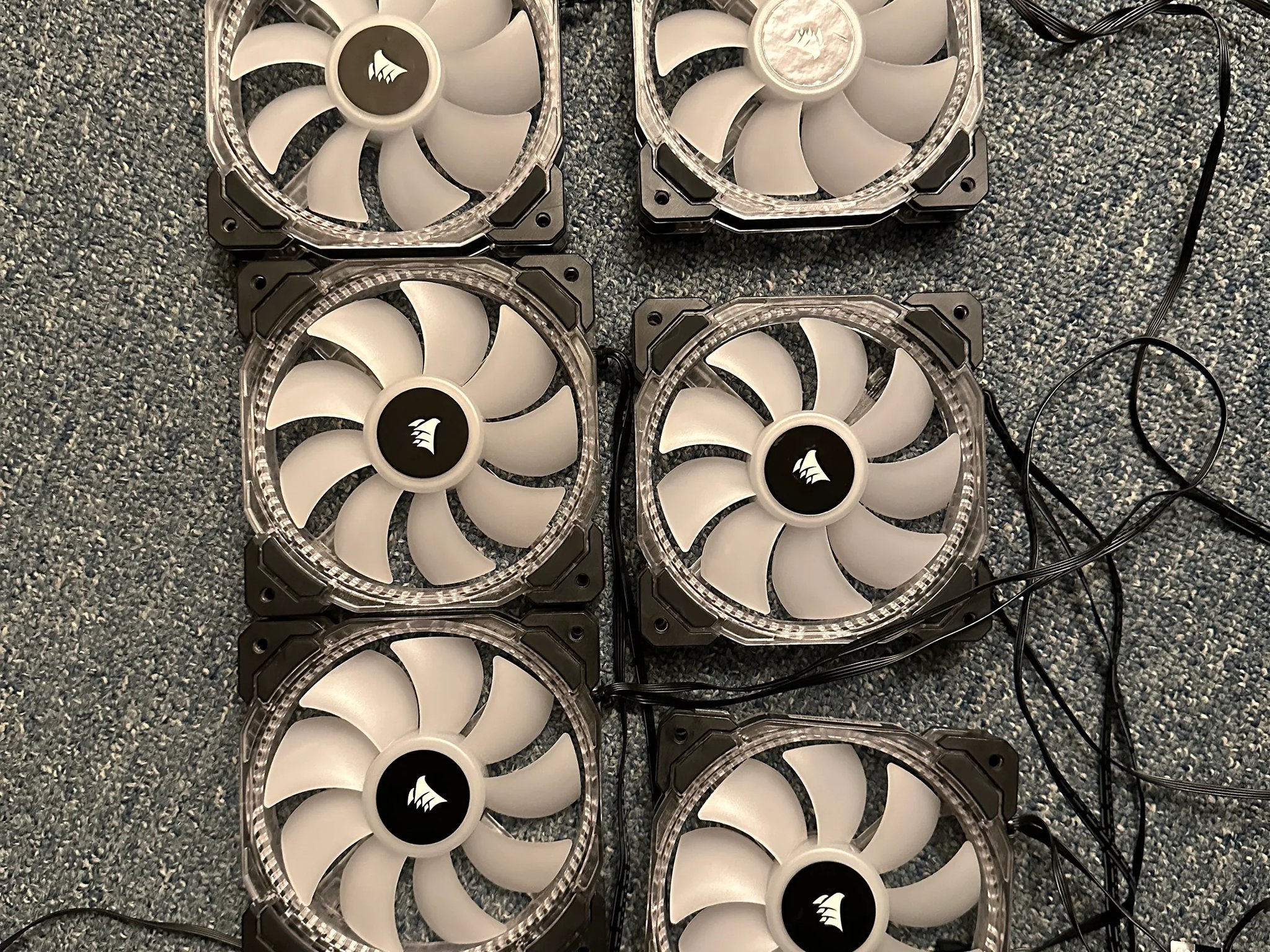 6x CORSAIR HD120 RGB FANS W LIGHTING HUB (iCUE Supported)