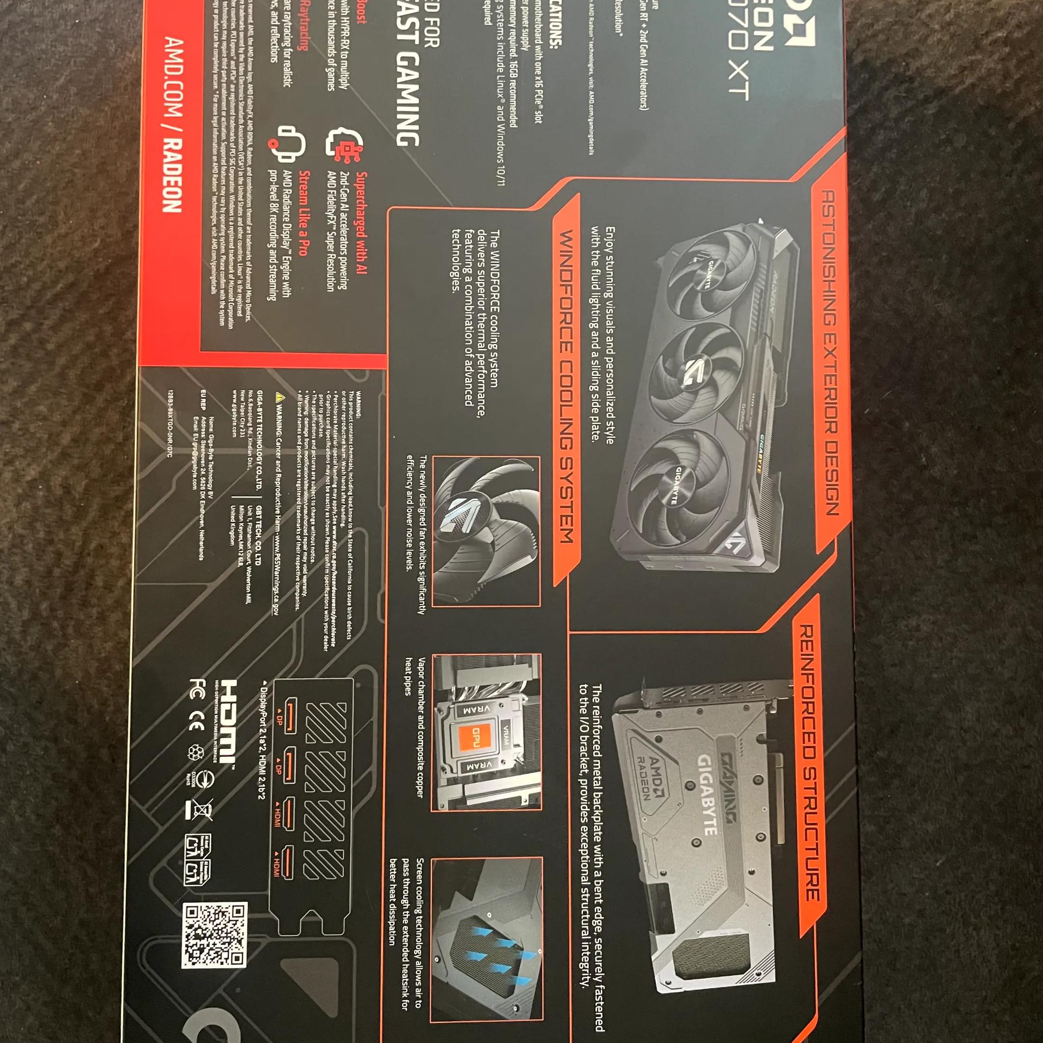 GIGABYTE Radeon RX 9070 XT 16 GB Gaming OC