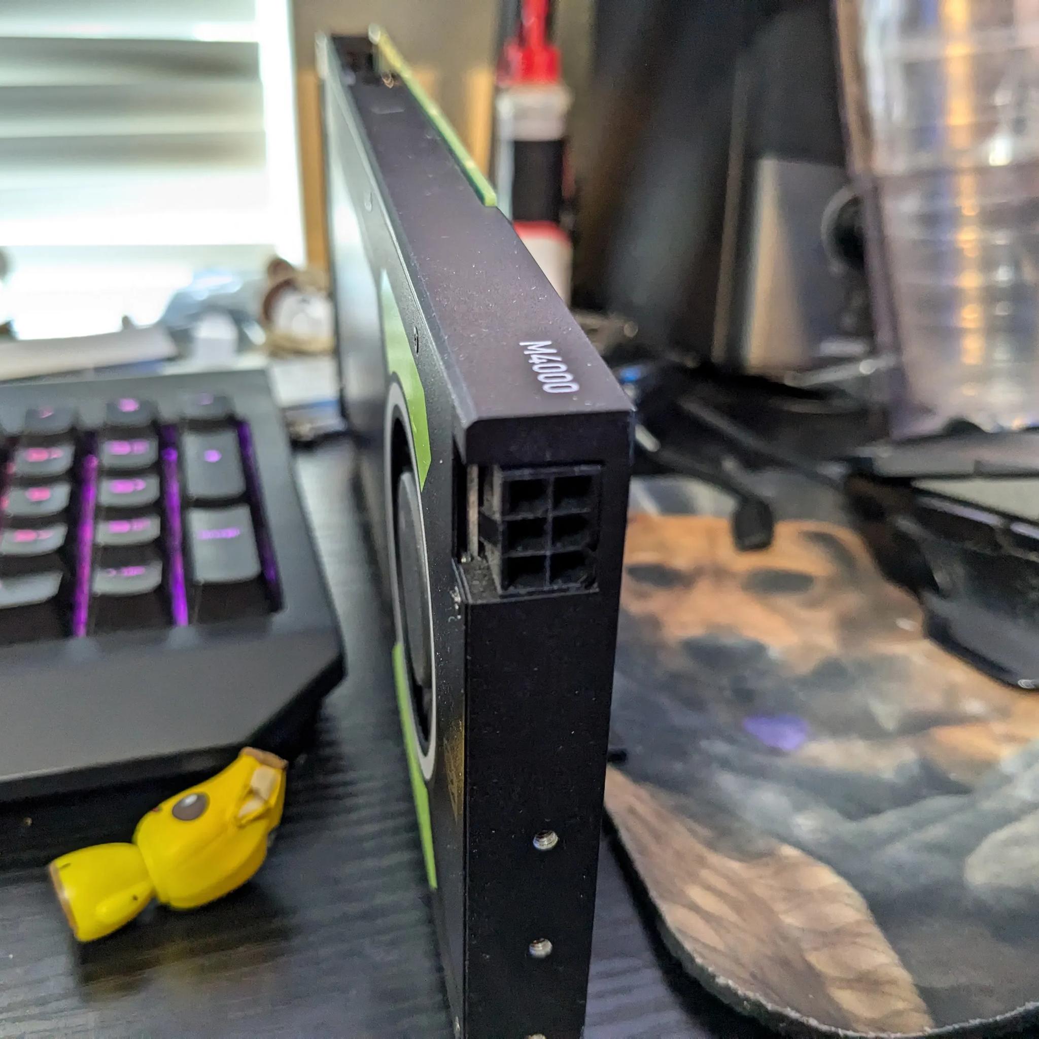 Nvidia Quadro M4000 8GB, 1050 Ti Performance, Single Slot, 6-Pin, 4x Display Port