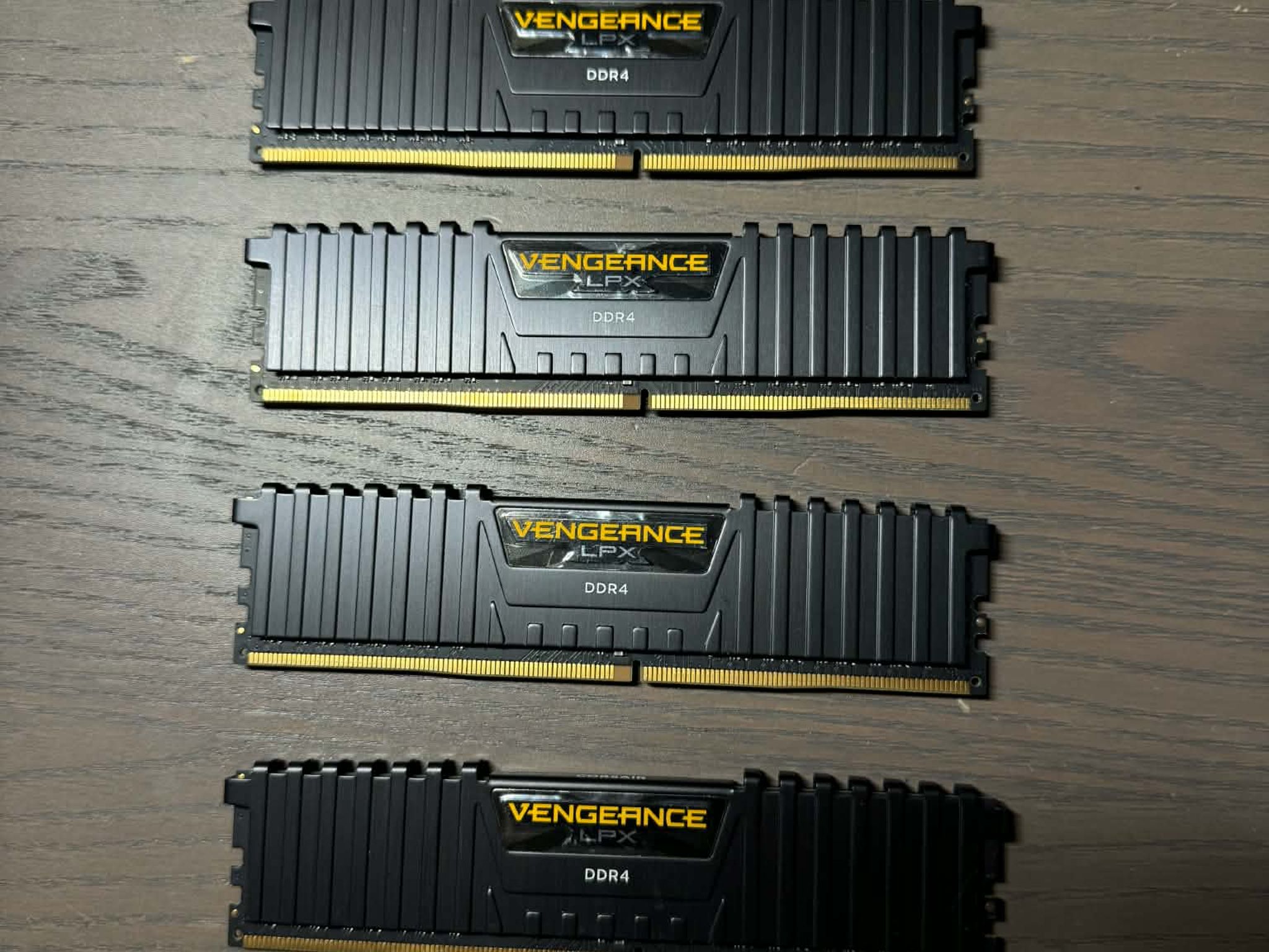 Corsair Vengeance LPX 32Gb (4X8Gb) DDR4 3600Mhz RAM (CMK32GX4M4D3600C18)