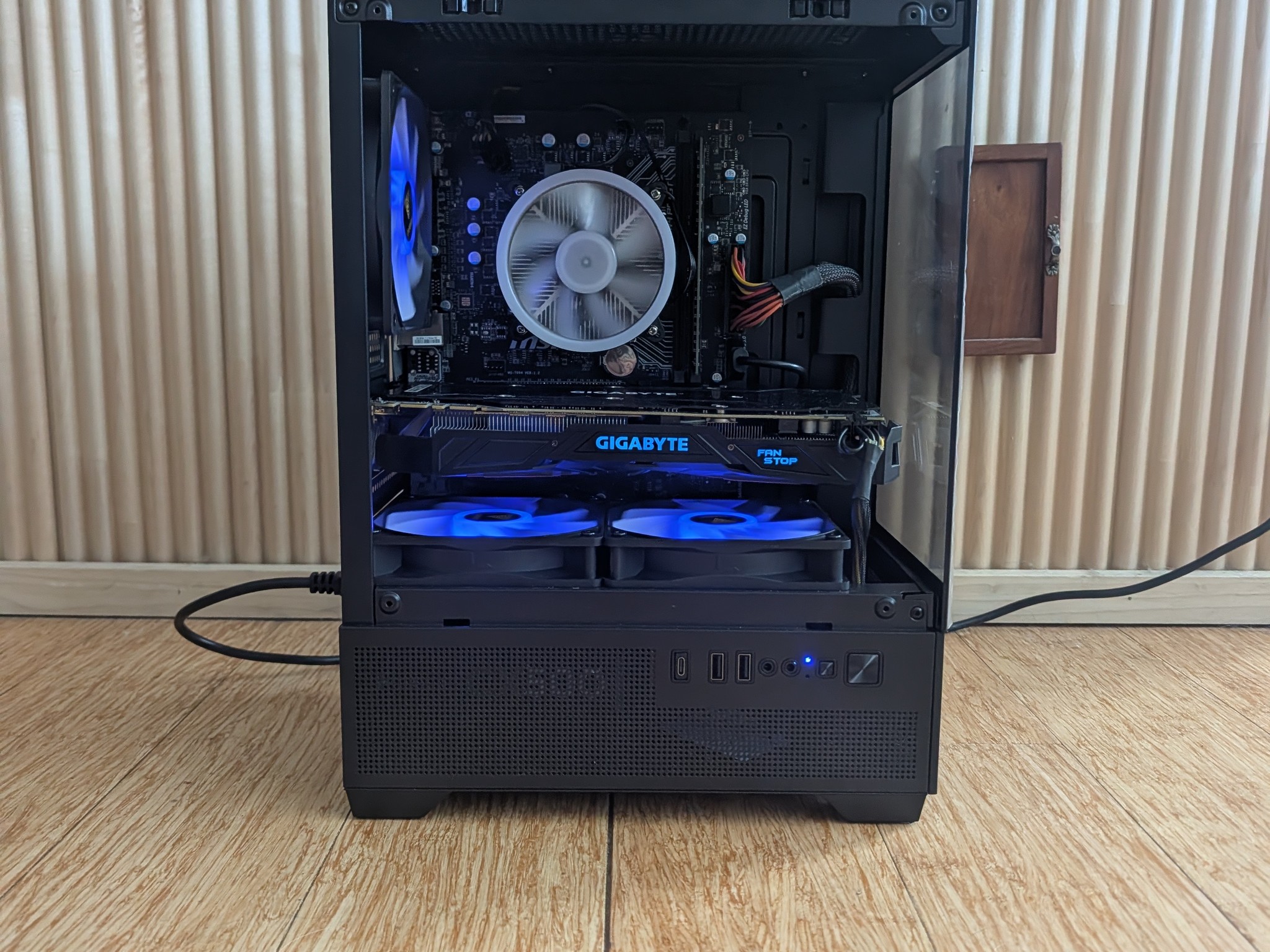 Custom Gaming PC | GTX 1070 | I5 7600 | 512GB | 16GB |