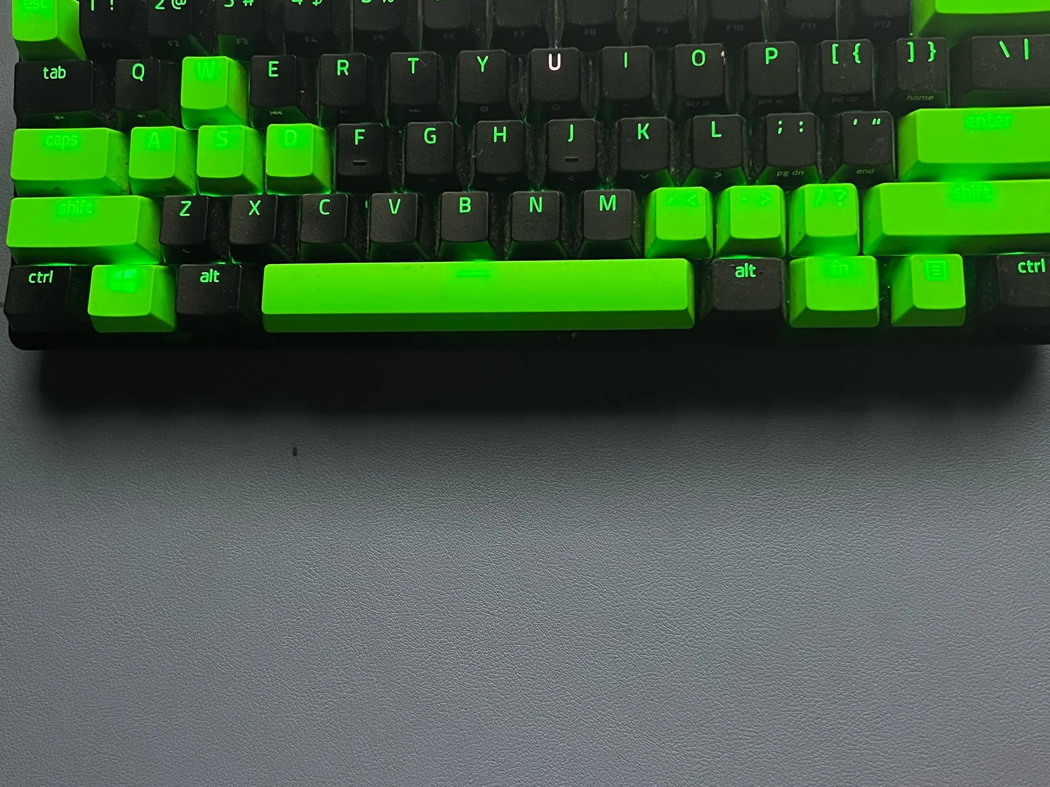 Razer Huntsman Mini 60% Gaming Keyboard: Fast Keyboard Switches - Linear Optical Switches