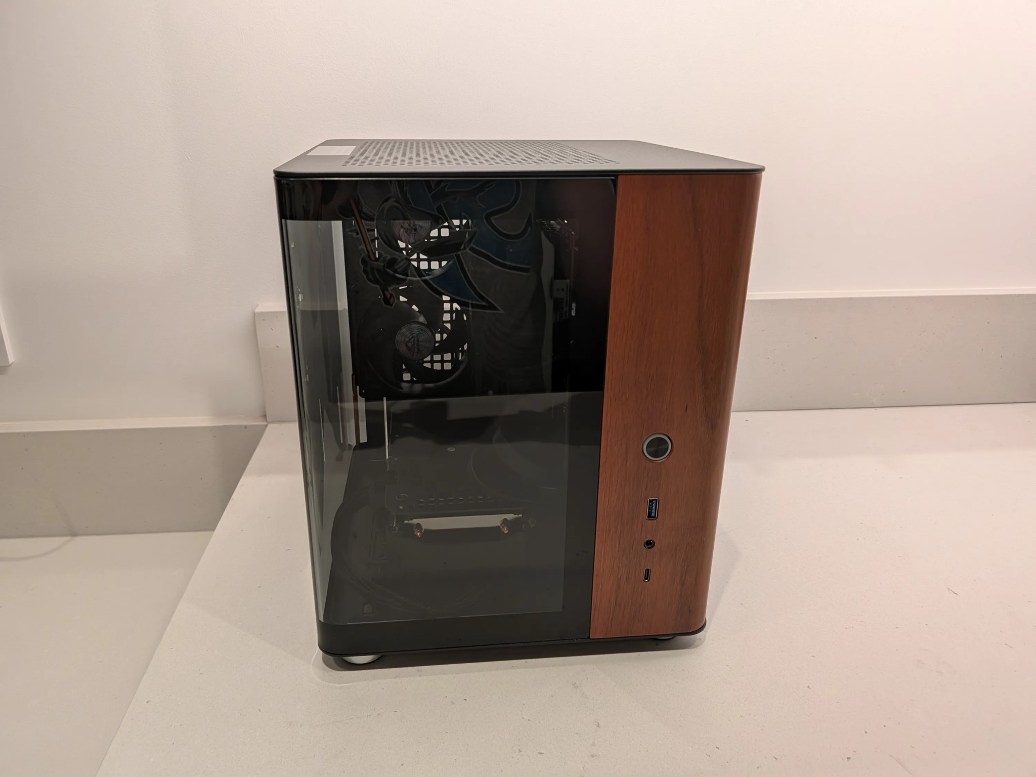 The TKO - Ryzen 5 9600X, RX 9060 XT 16 GB, 32 GB DDR5, 2 TB Gen 5 NVME