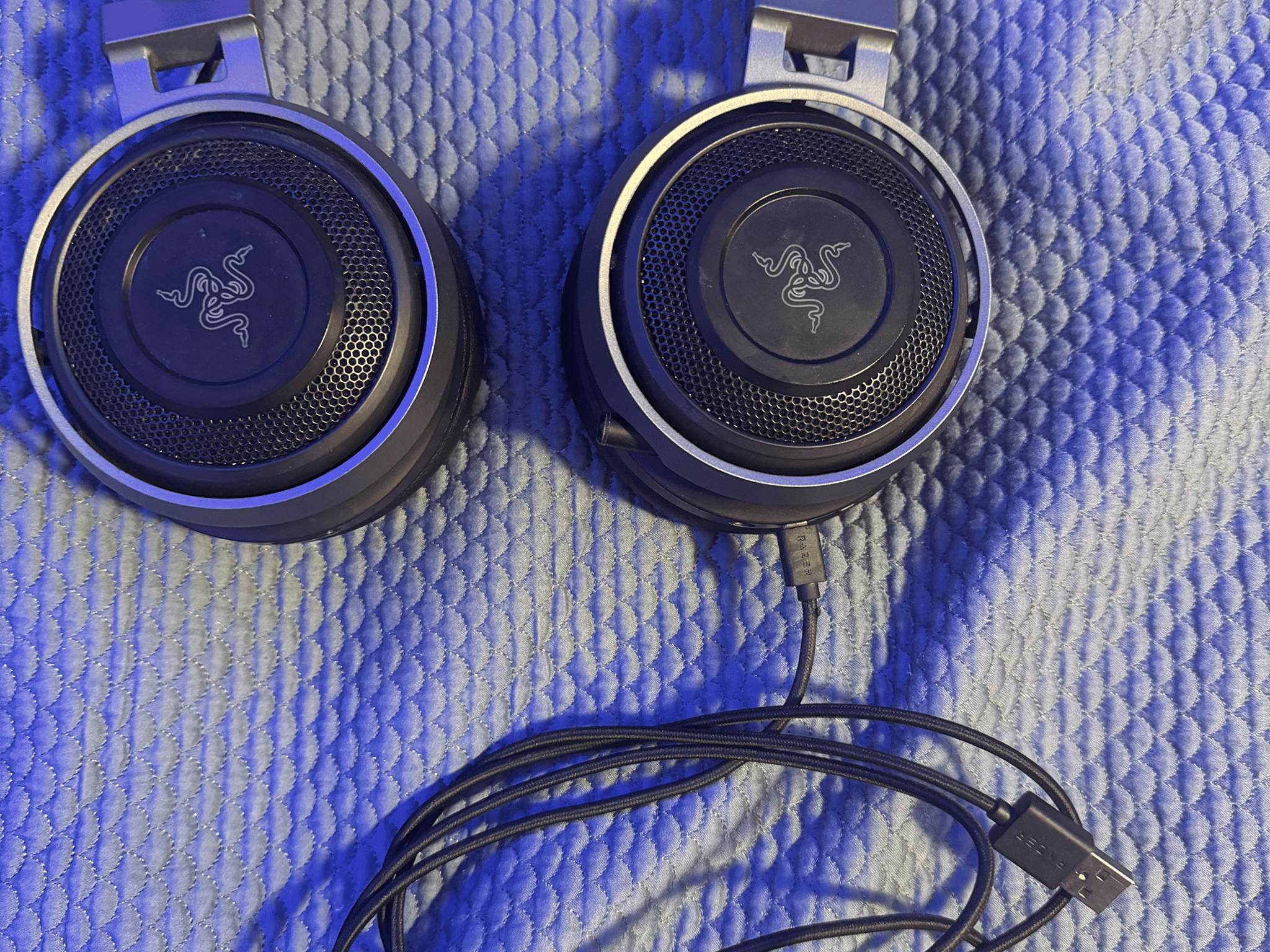 Razer Nari Ultimate Wireless 7.1 Surround Sound Gaming Headset